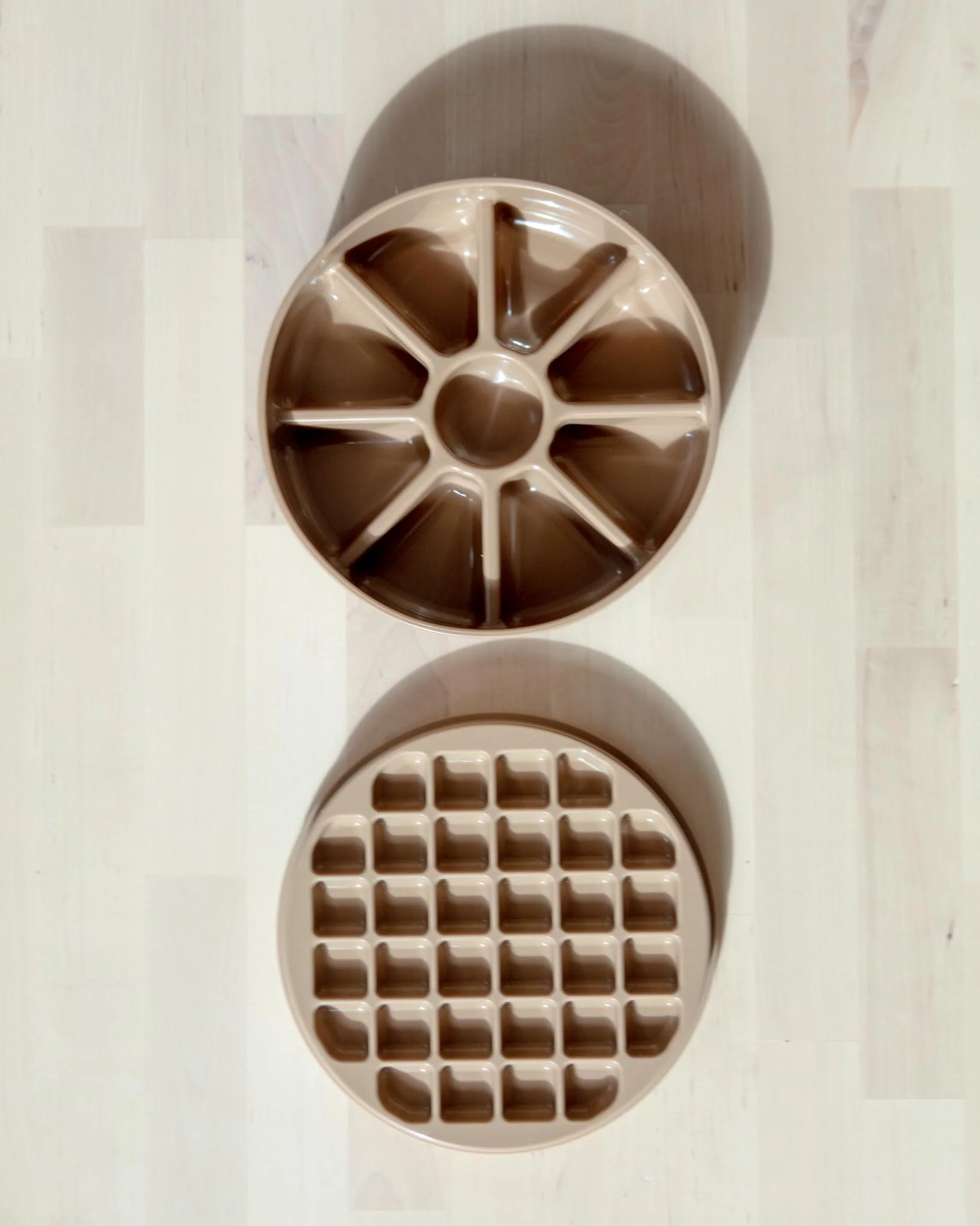 3-in-1 Bento Elevated Slow Feeder + Lick Mat - Image 8