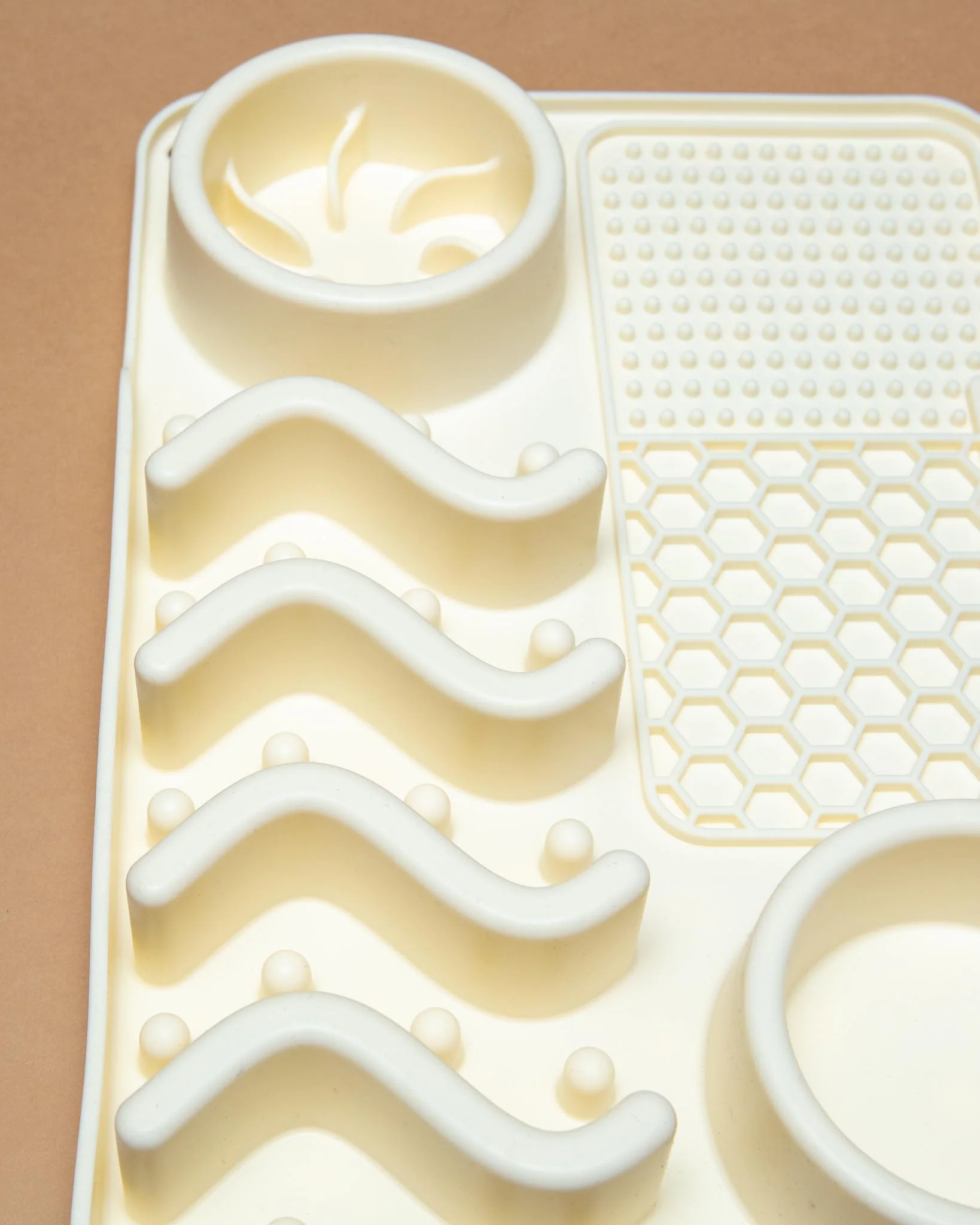 4-in-1 Silicone Feeding + Lick Mat - Image 3