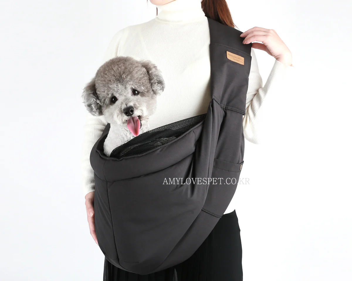 AMY LOVES PET | Daysling Crossbody Bag in Grey - Image 5