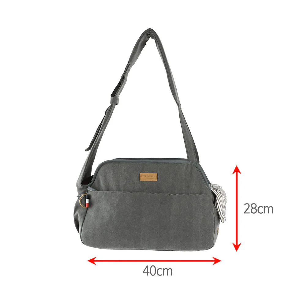 ALP | V Shoulder Bag in Navy - Image 4