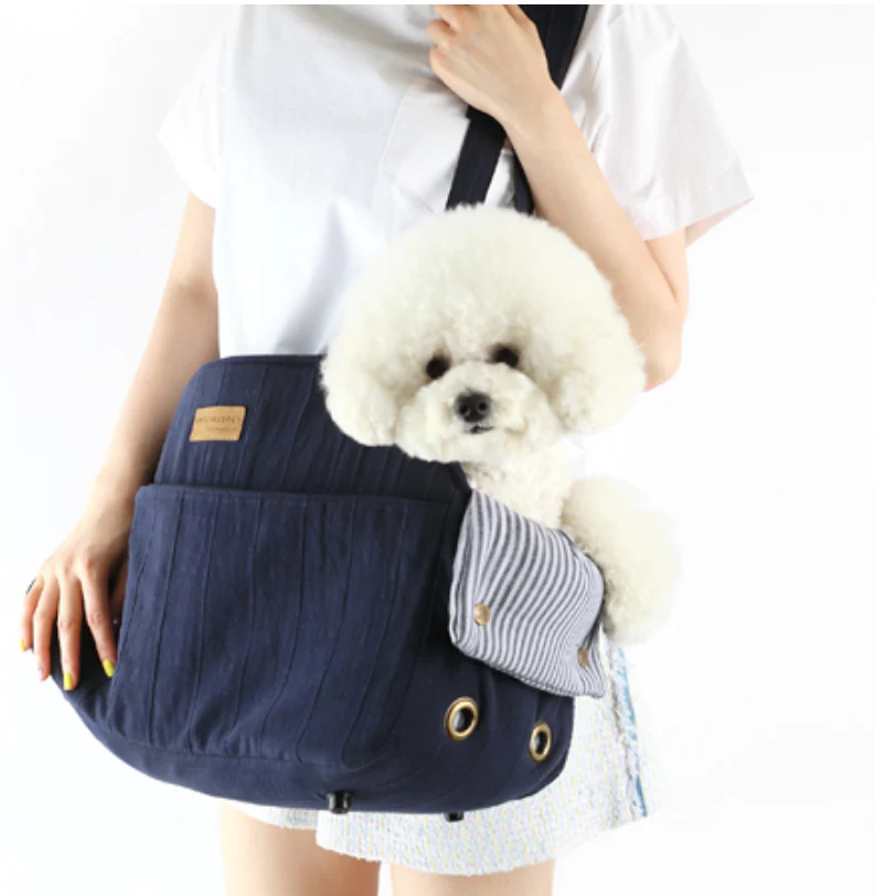 ALP | V Shoulder Bag in Navy - Image 6