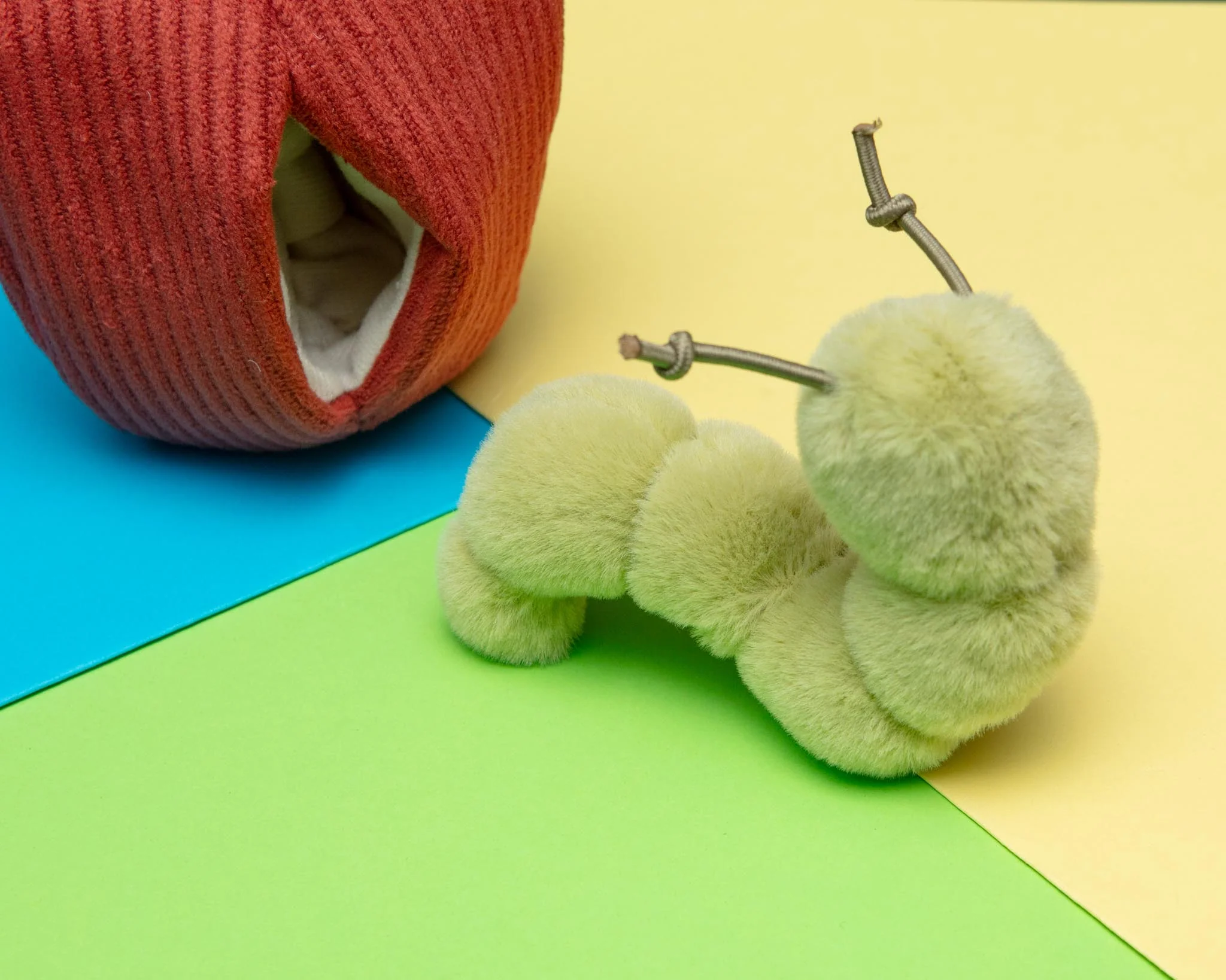 Apple Interactive Snuffle Dog Toy - Image 3