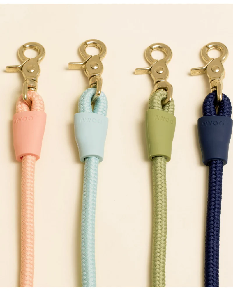 Infinity Dog Leash in Navy - Image 4