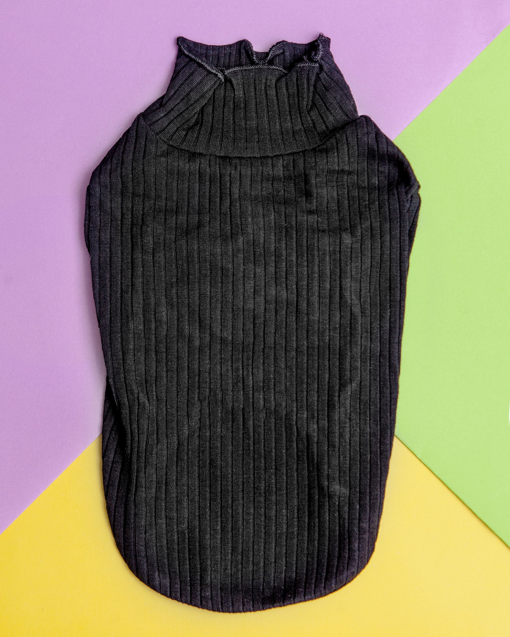 Ruffle Cuff Ribbed Dog Turtleneck in Black