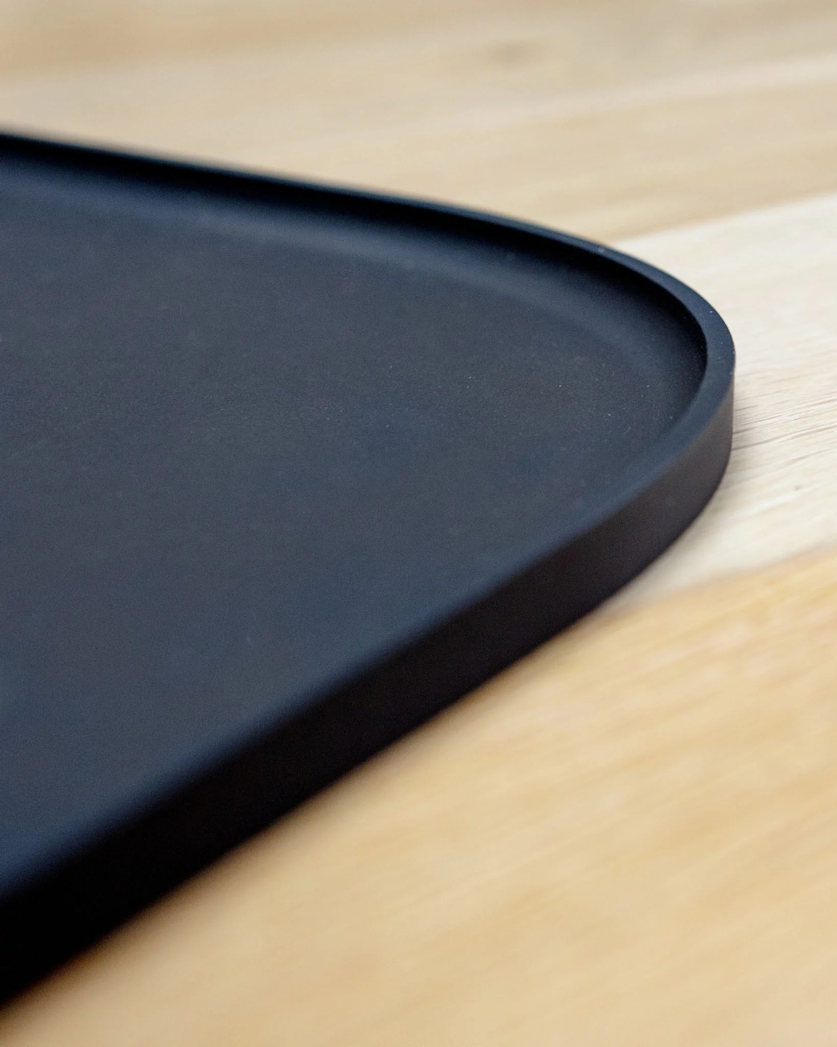 Basic Placemat in Coal Black - Image 2