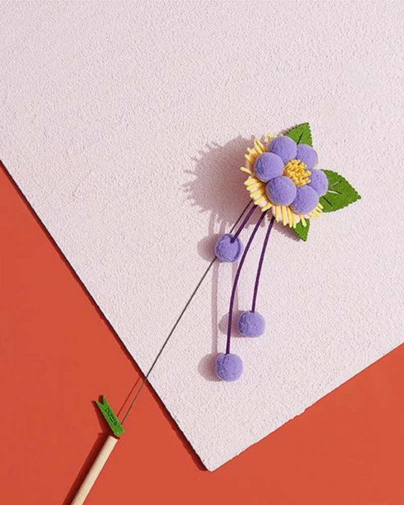 Blooming Cat Teaser Toy - Image 2