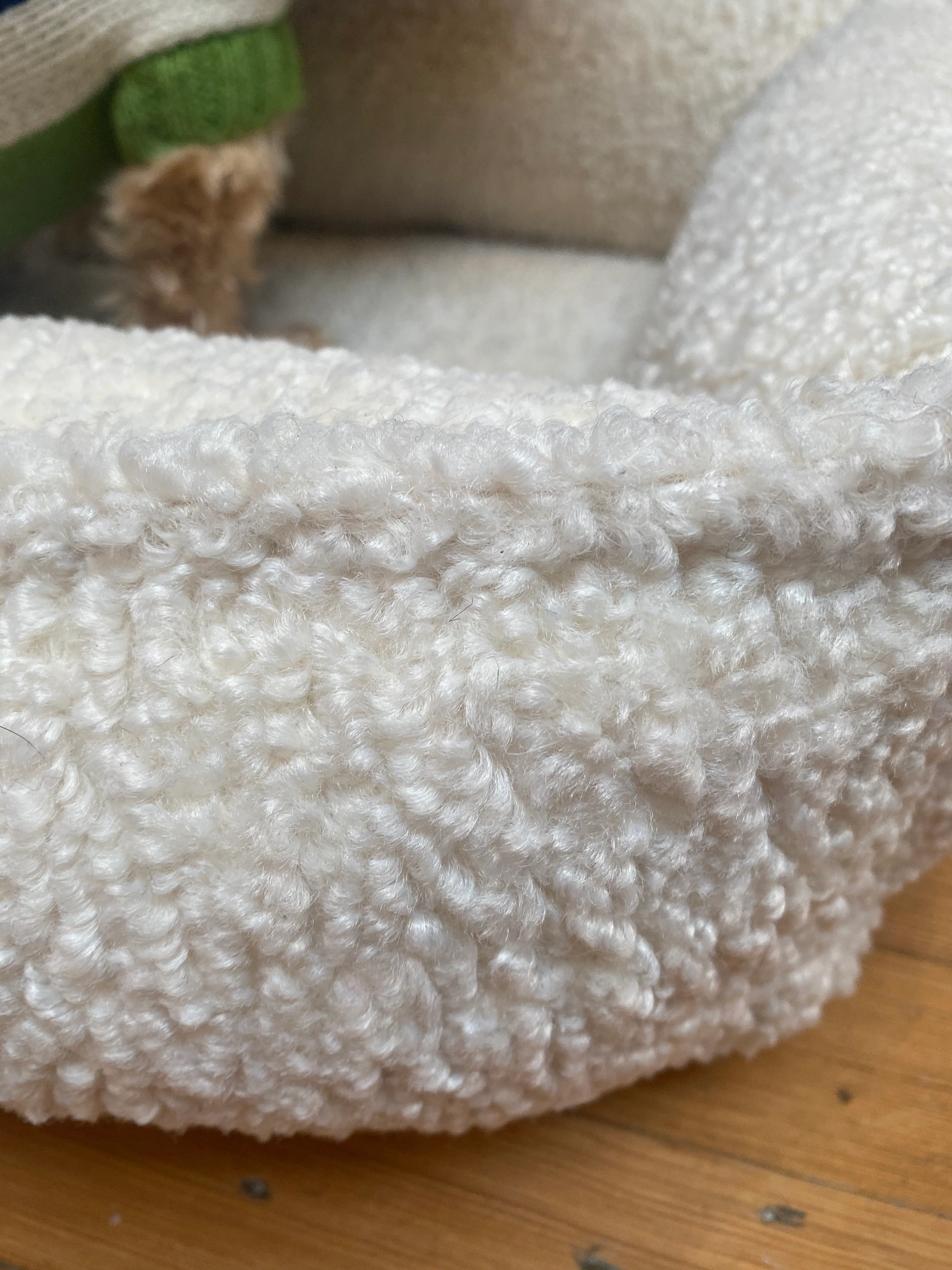 Urban Lounger in Ivory Sheepskin (Direct-Ship) - Image 7