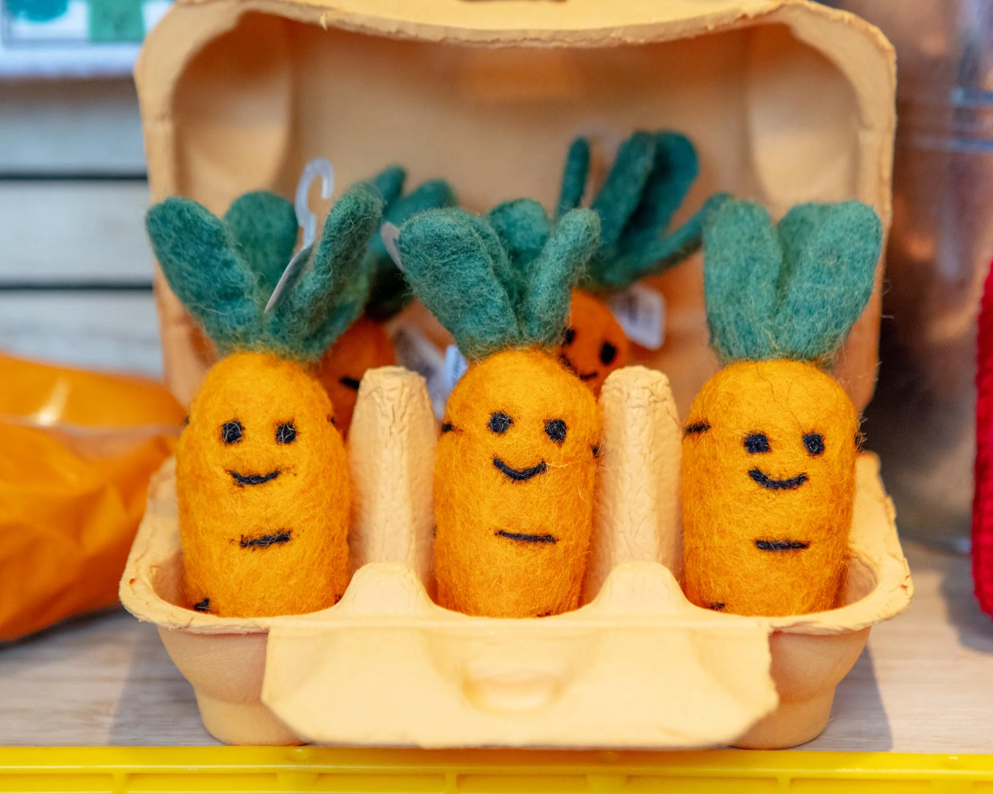 Carrot Wool Cat Toy - Image 2