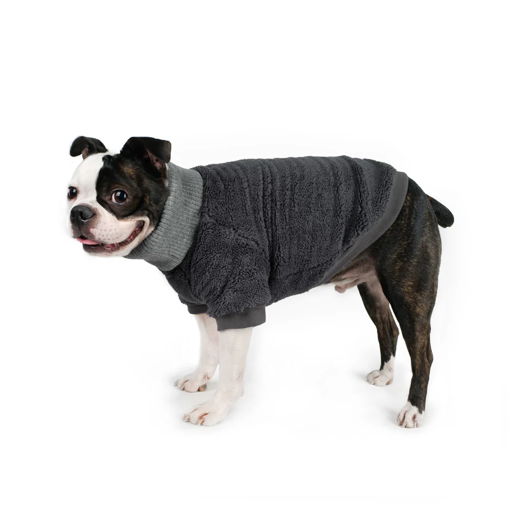CHARLIE'S BACKYARD | Cozy Turtleneck in Grey - Image 4