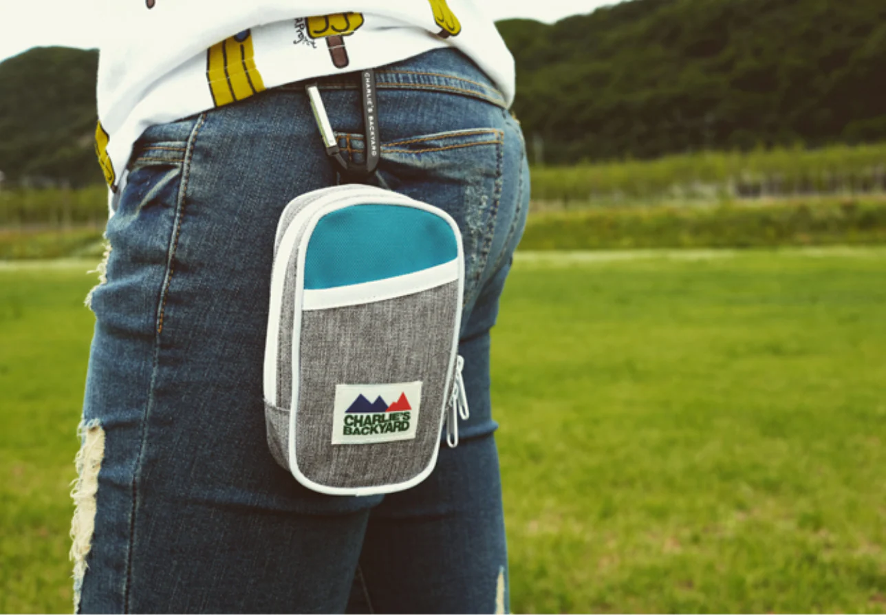 CHARLIE'S BACKYARD | Multi Use Pouch in Grey - Image 2