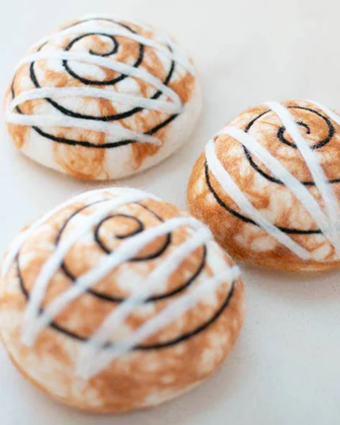 Cinnamon Roll Wool Dog Toy - Image 3