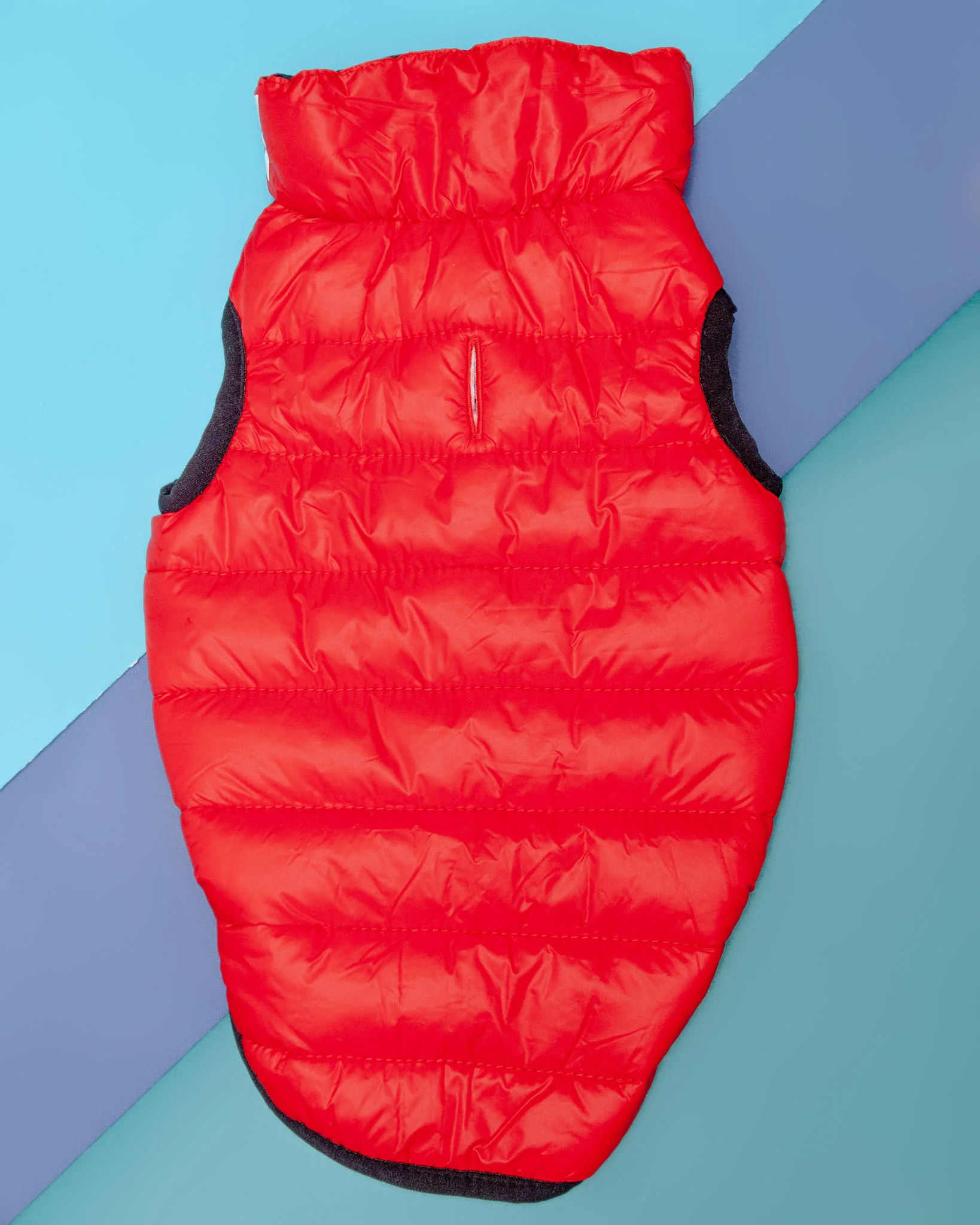 Reversible Puffer AiryVest in Red and Black << CLEARANCE >> - Image 3