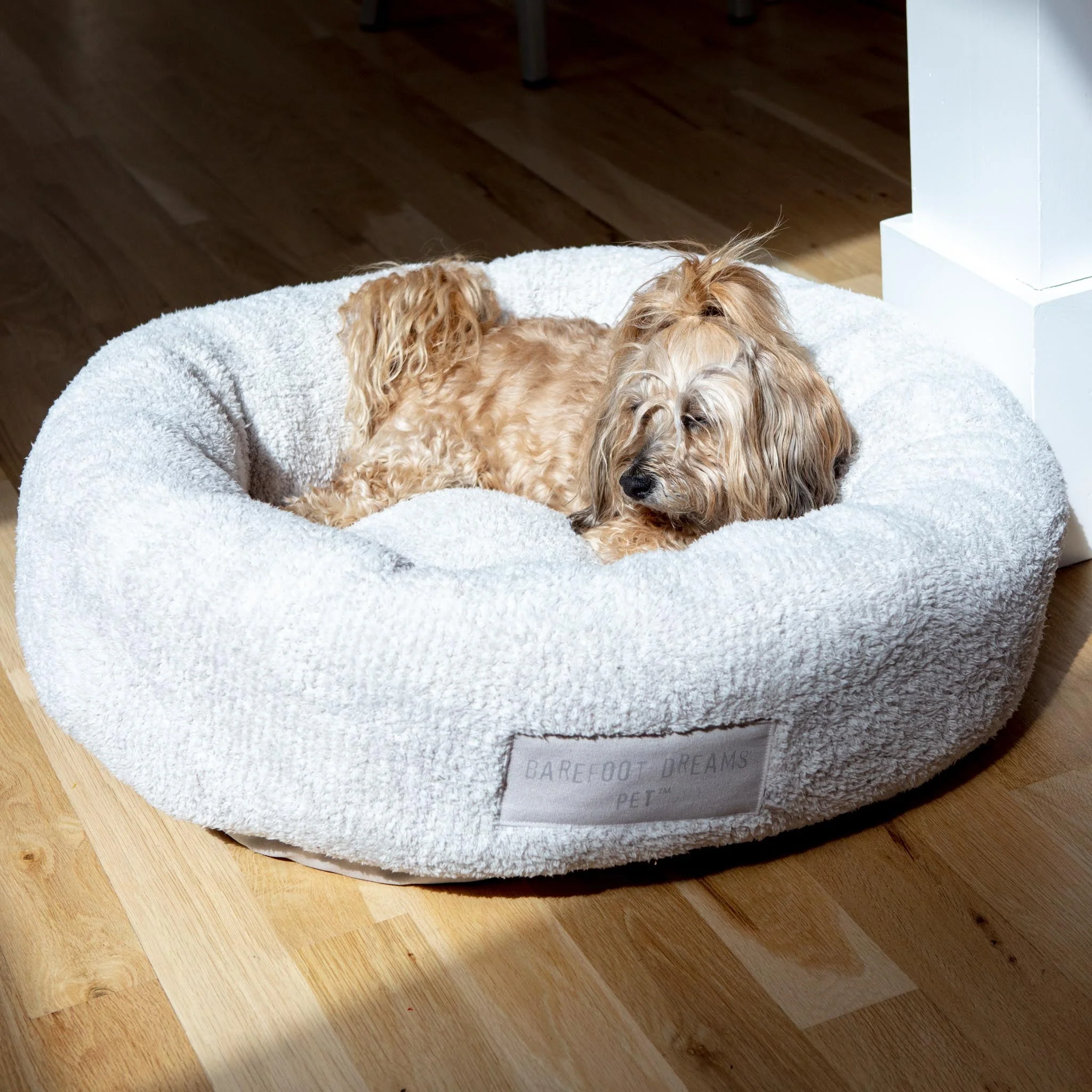 CozyChic™ Round Dog Bed in Silver Pearl - Image 6