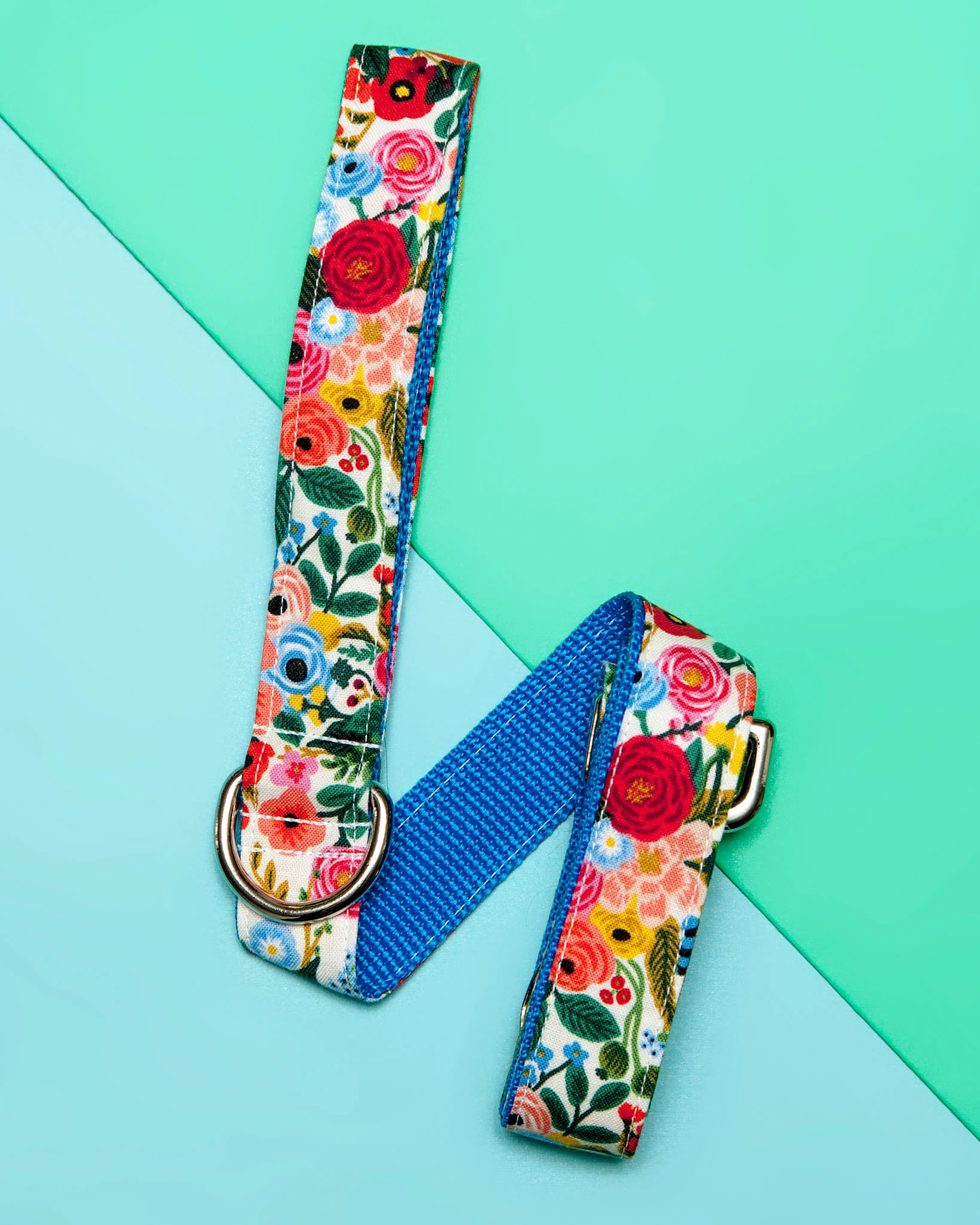 Blue Floral Print Dog Leash (Made in the USA) - Image 2