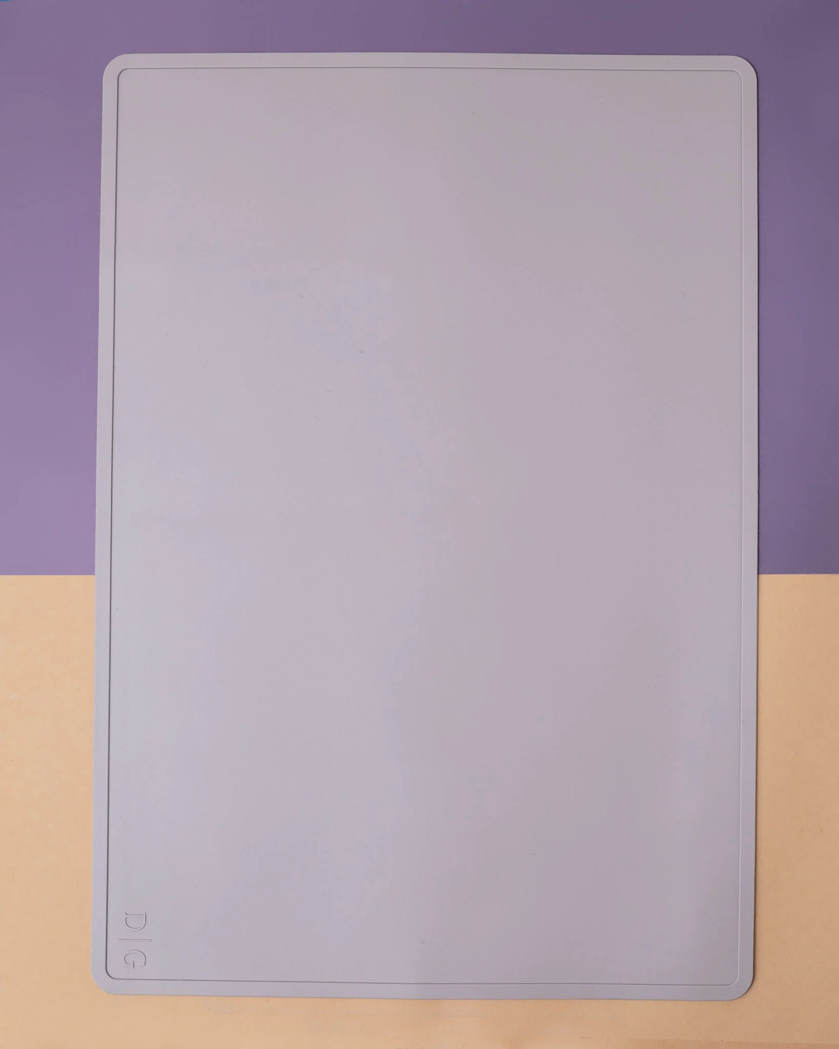 Silicone Dog Feeding Mat in Lilac - Image 2