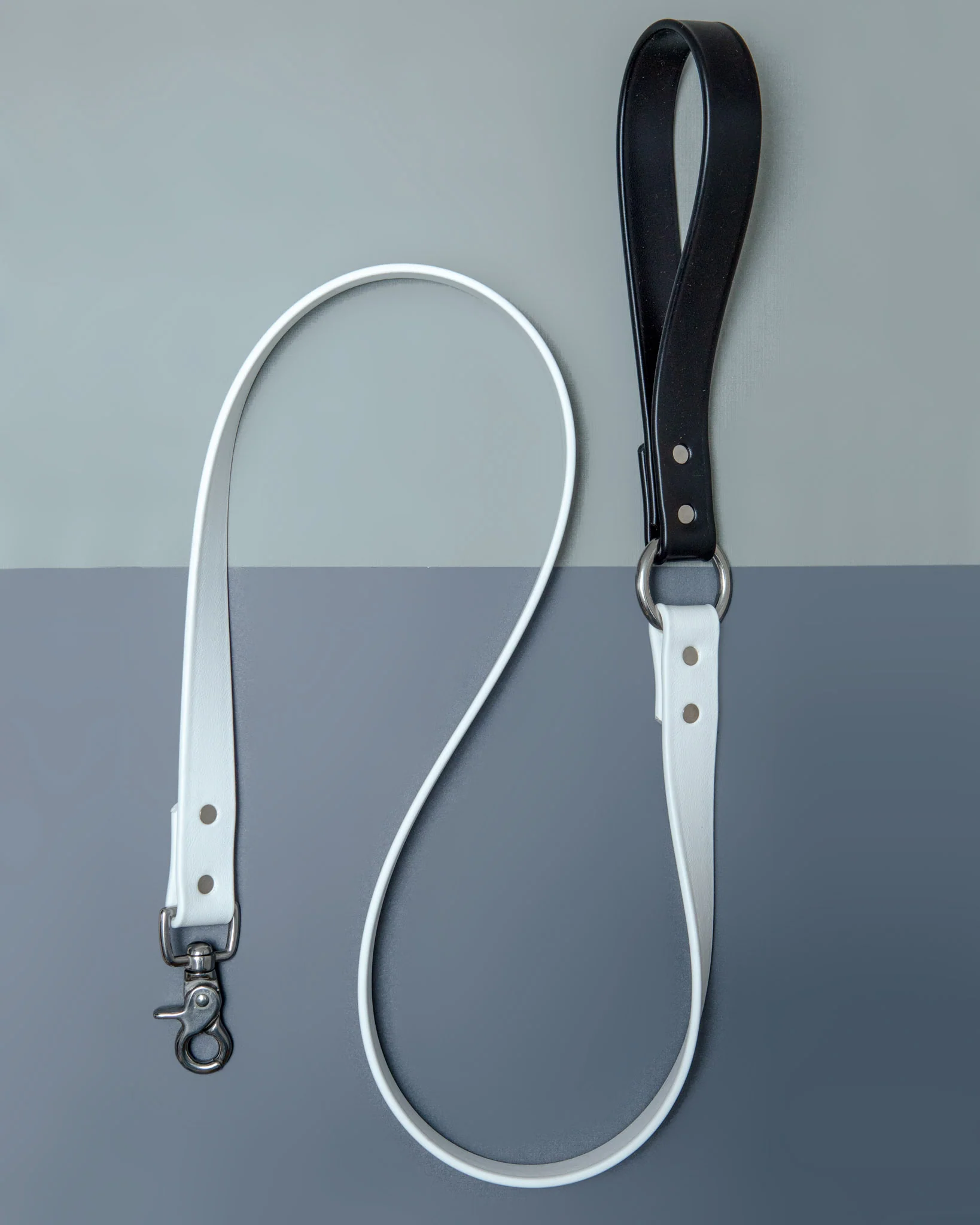 City Leash in Black & White (Made in the USA) << FINAL SALE >> - Image 3