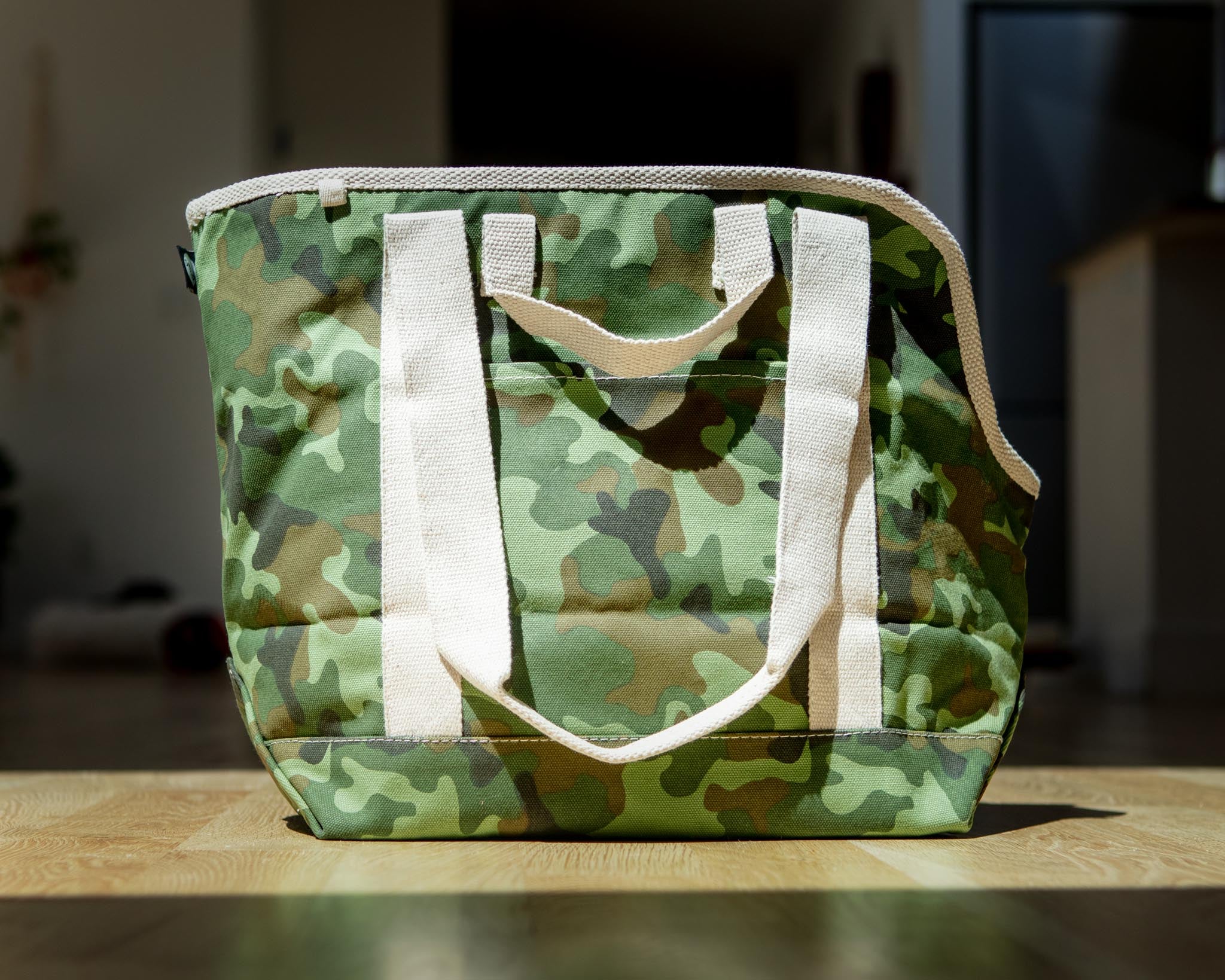 City Carrier Dog Bag in Size 2 - Image 17