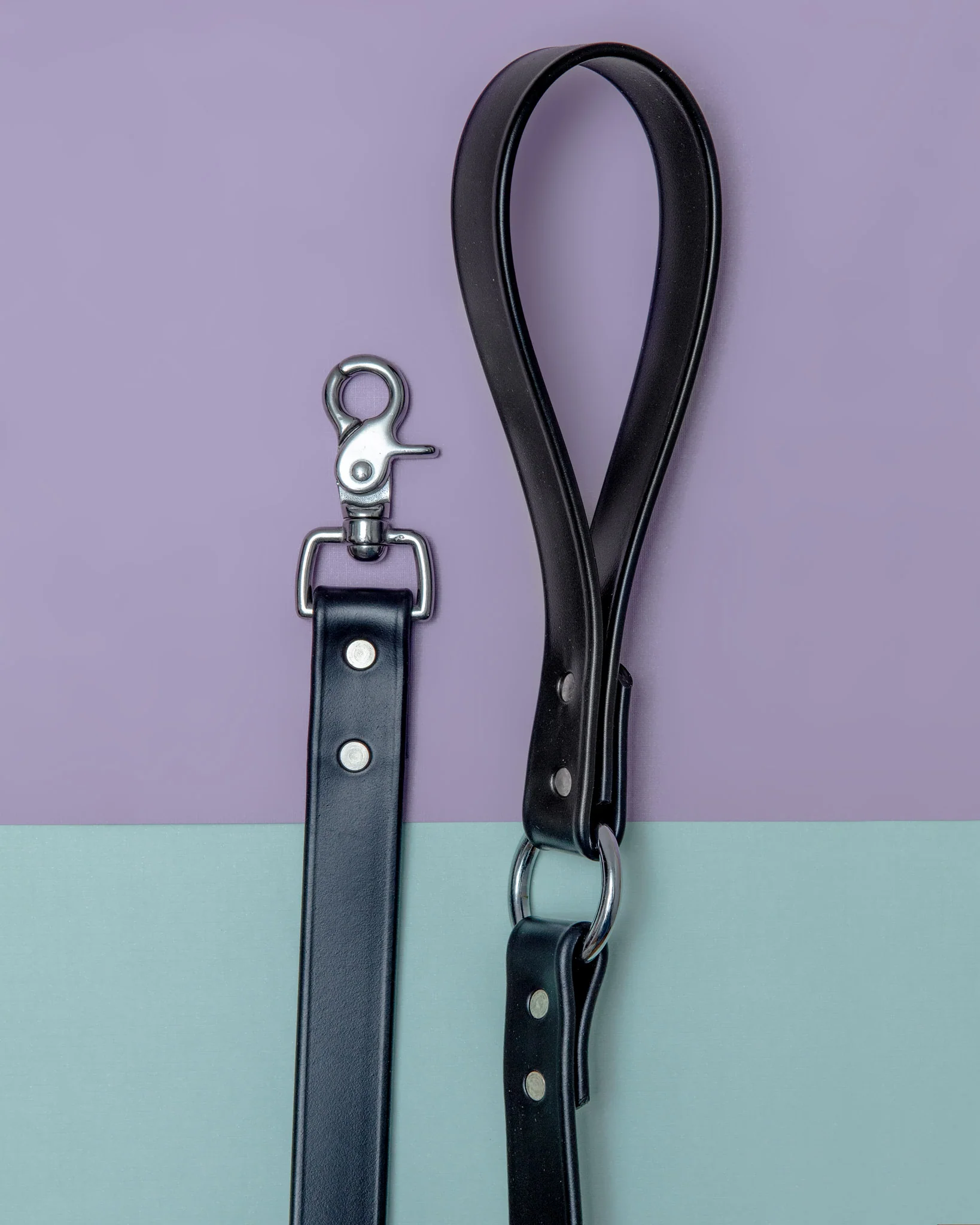 City Leash in Basic Black (Made in the USA) - Image 4