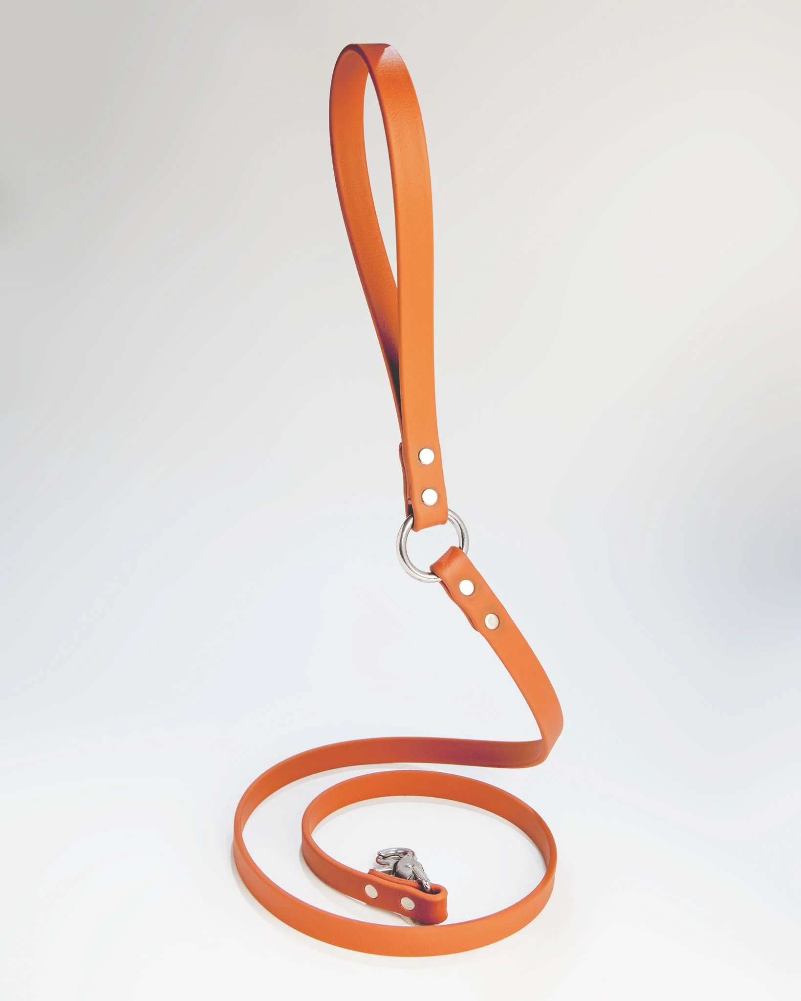 City Leash in Classic Tan << FINAL SALE >> - Image 3