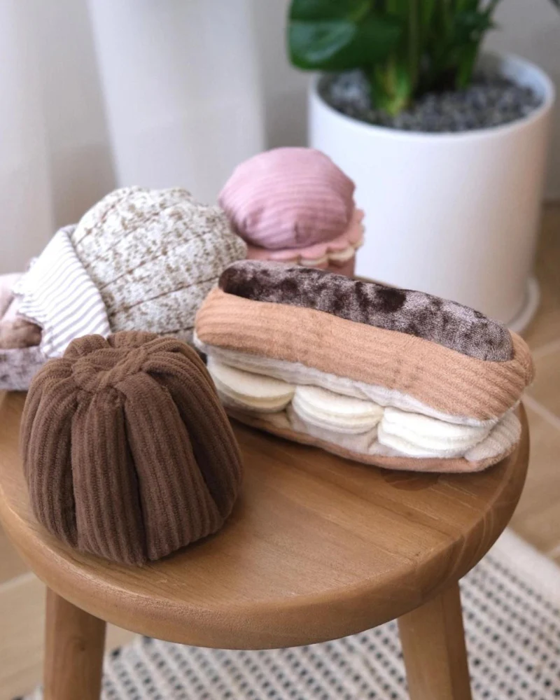 Eclair Enrichment Dog Toy - Image 9