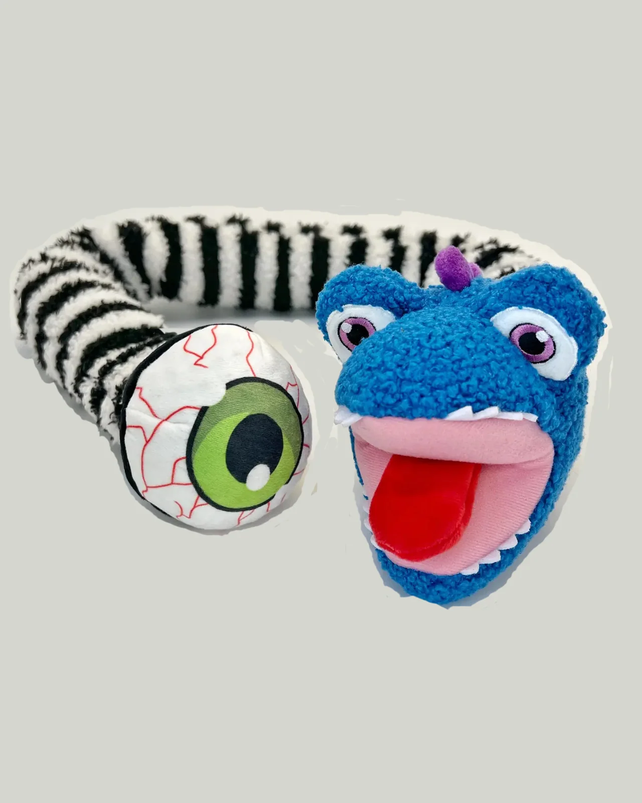 Eyesaur Crinkly Squeaky Dog Toy - Image 4