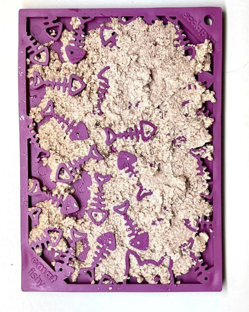 Fishy Pet Lick Mat (Made in the USA) - Image 7