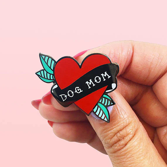 FIVE15 | Dog Mom Enamel Pin - Image 2