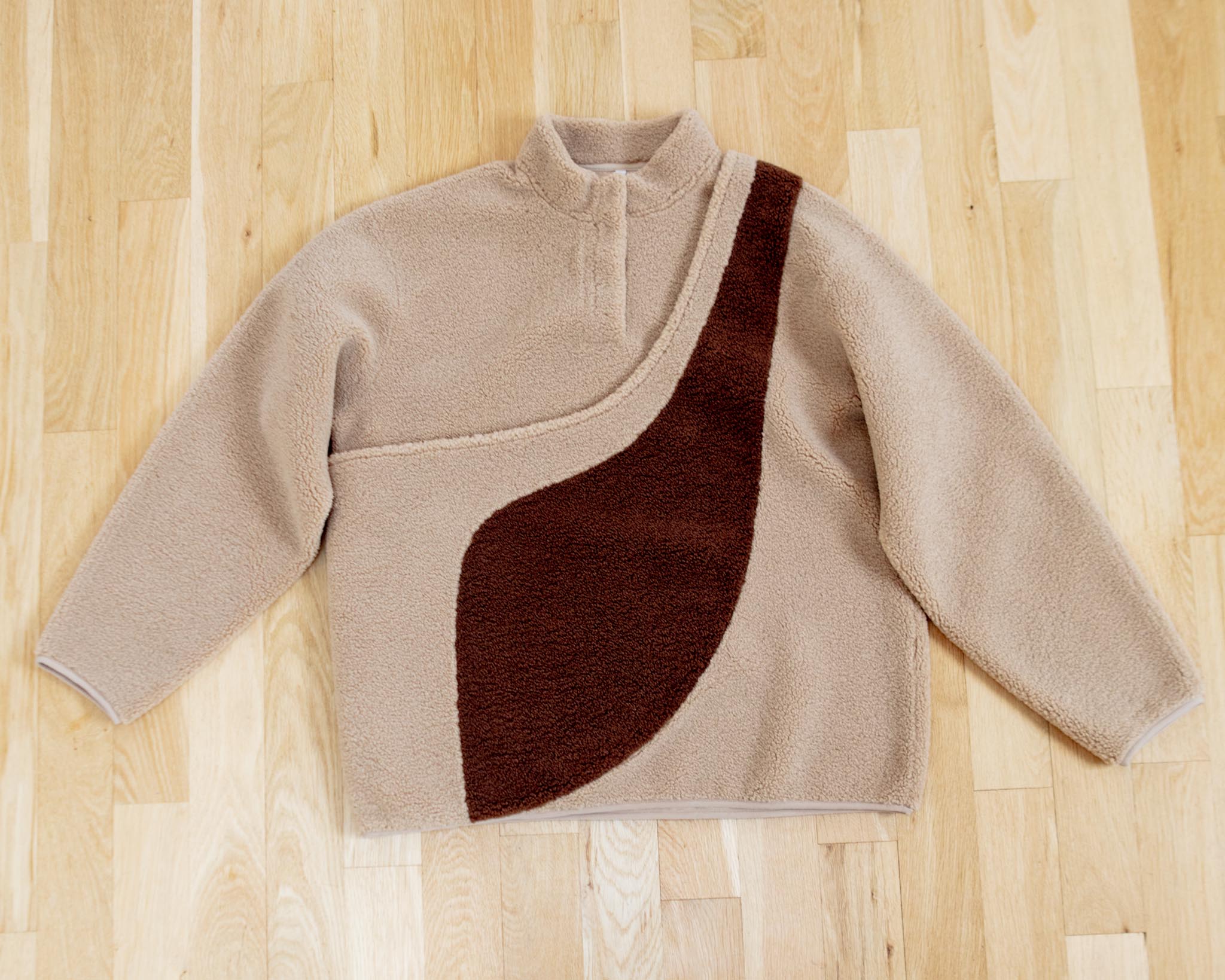 Fleece Pullover with Built-In Pet Pouch Carrier in Classic Tan - Image 5