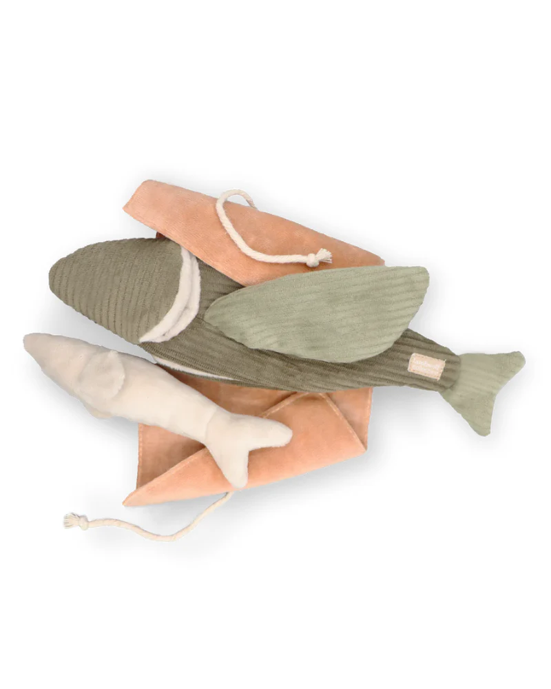 Flying Fish Snuffle + Burrow Plush Dog Toy - Image 4