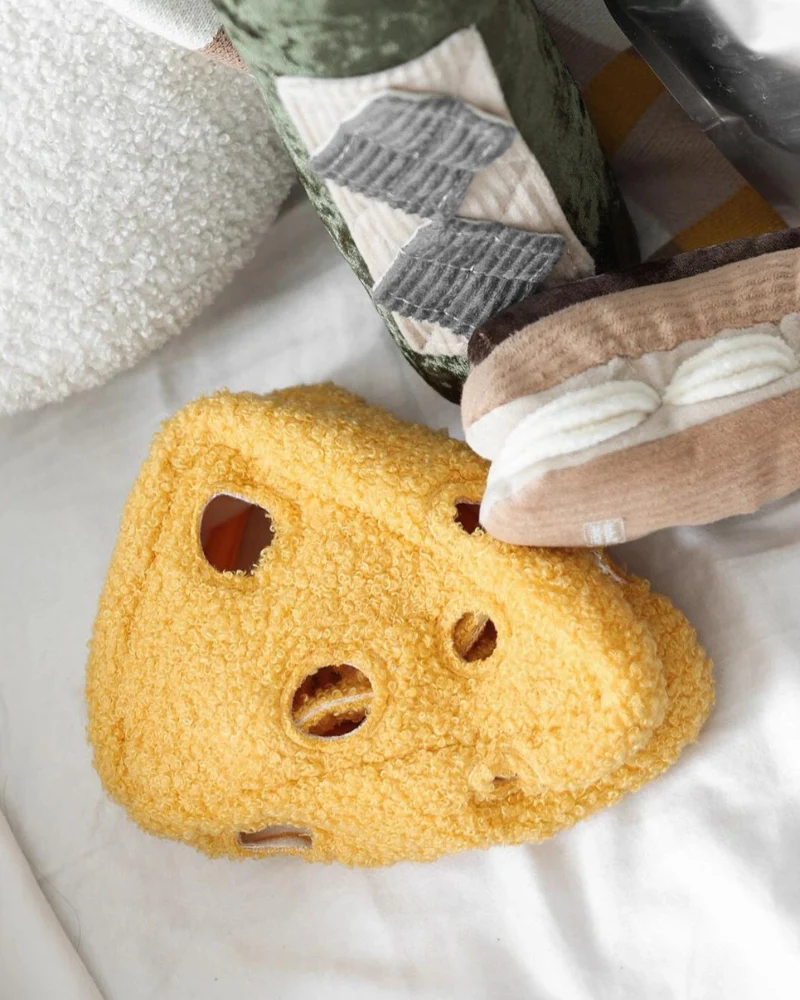 Fromage Enrichment Dog Toy - Image 5