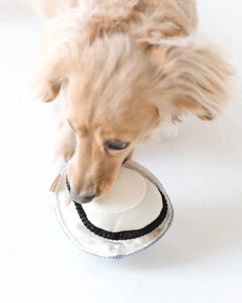 Gillardeau Oyster Dog Plush Toy - Image 7