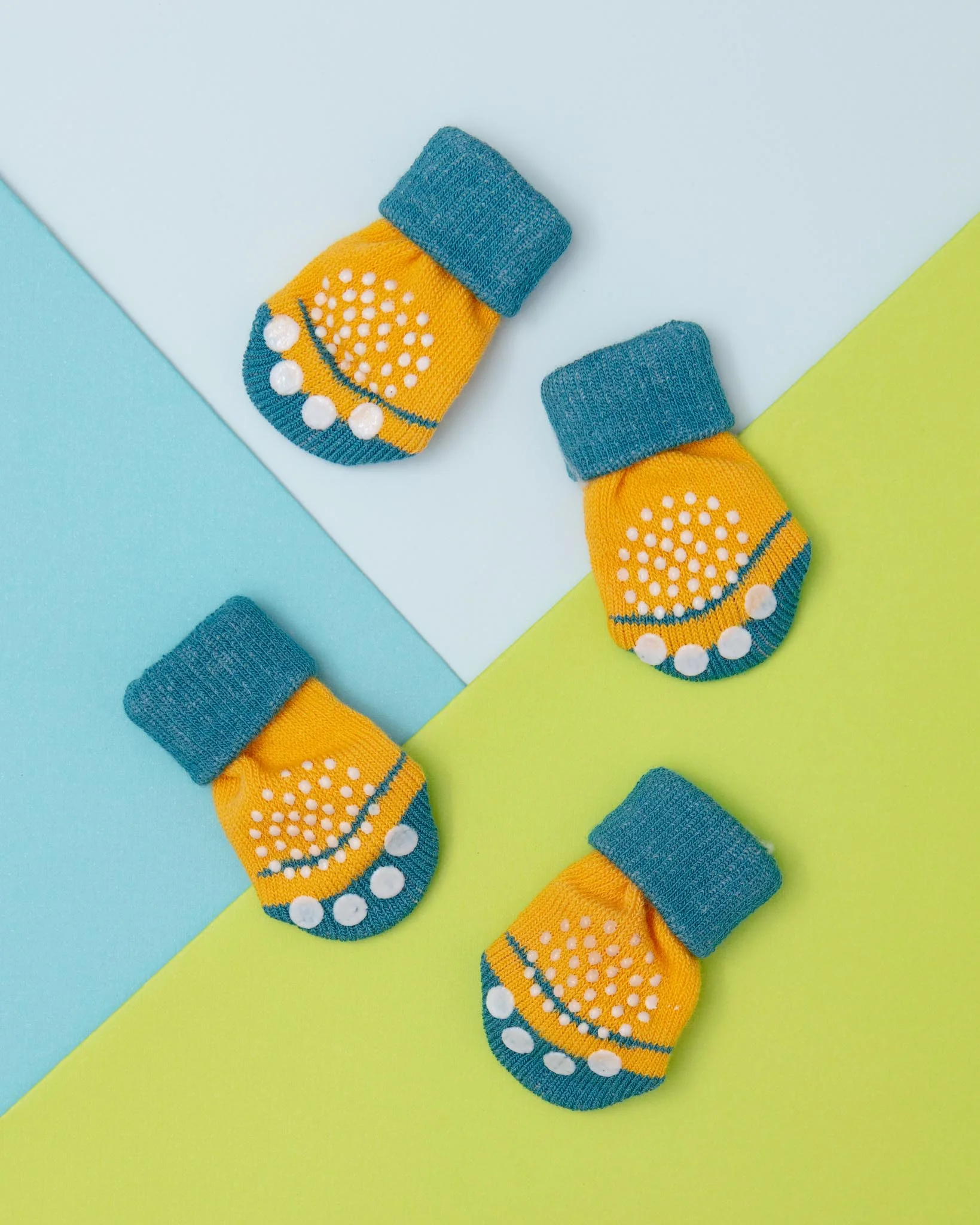 Grip Dog Socks In Yellow & Blue (FINAL SALE) - Image 2