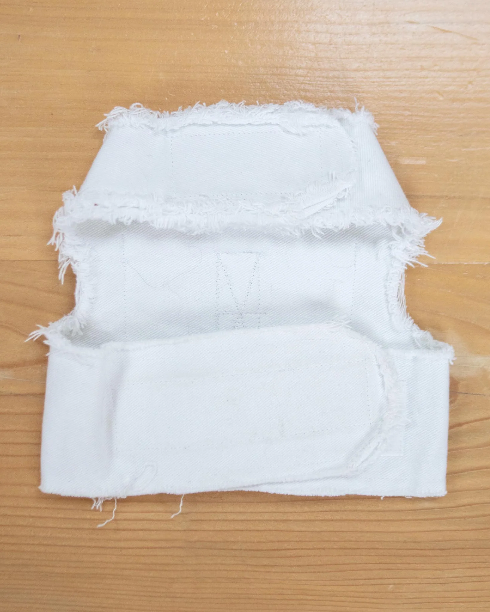 Hamptons Denim Dog Harness (Made in the USA) (Dog & Co. Exclusive) - Image 4