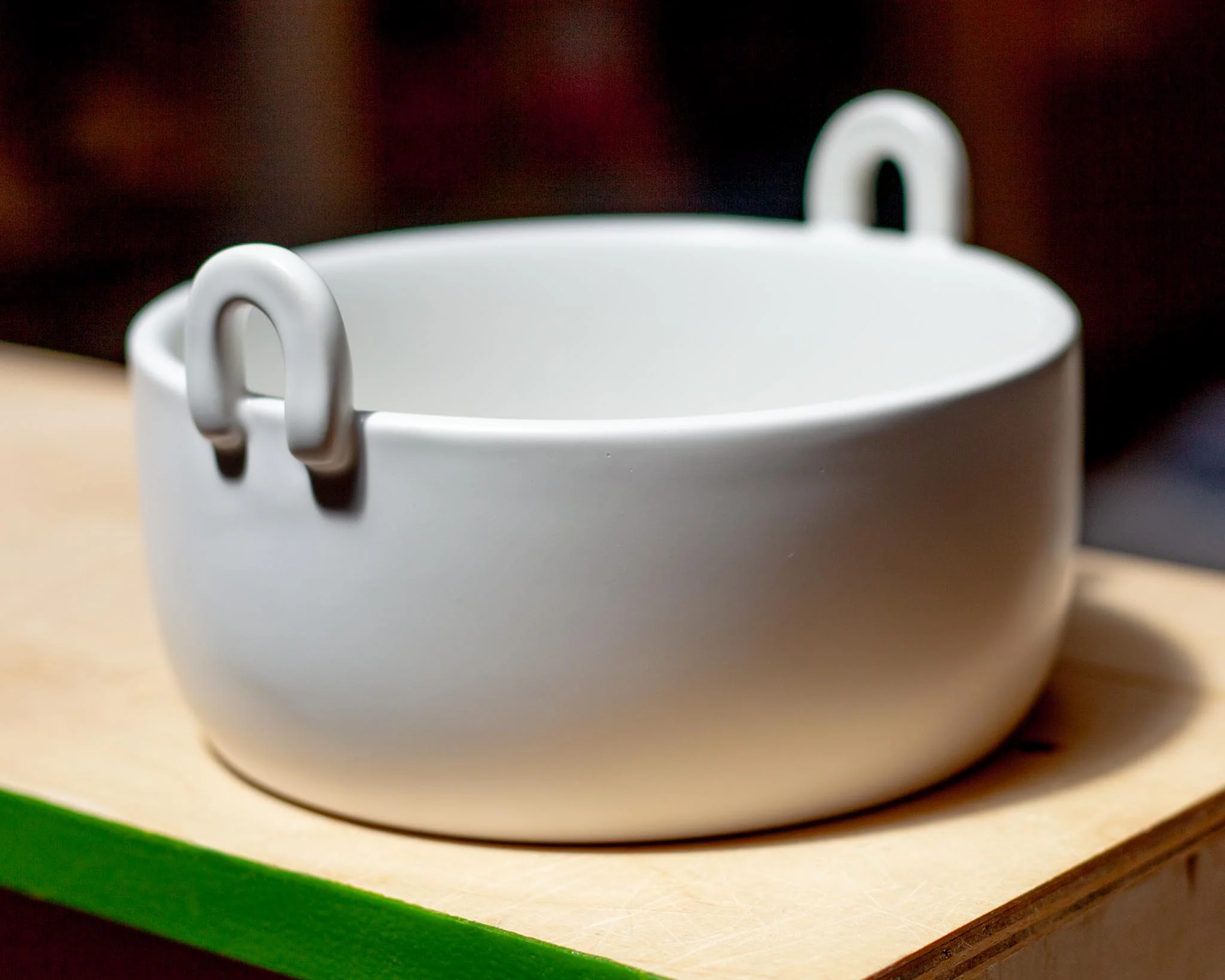 Handle It Ceramic Dog Bowl in White (FINAL SALE) - Image 5