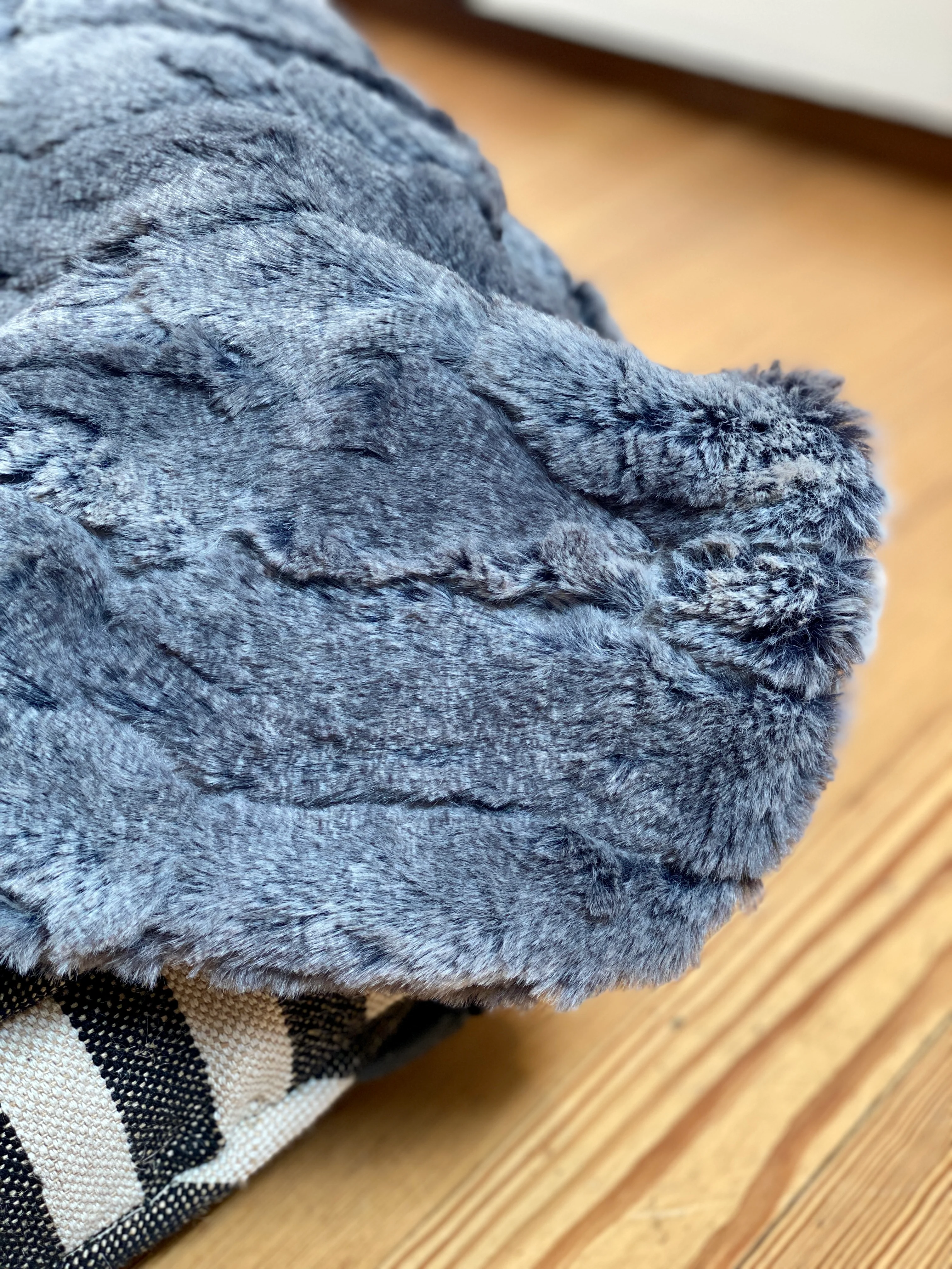 Luxe Granite Plush Dog Blanket (Made in the USA) - Image 7