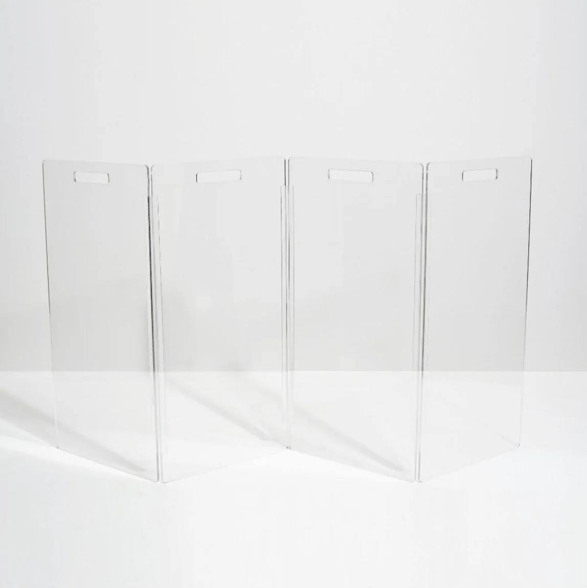 Clear Lucite Freestanding Zig-Zag Pet Gate (Made in the USA) (Direct-Ship) - Image 3