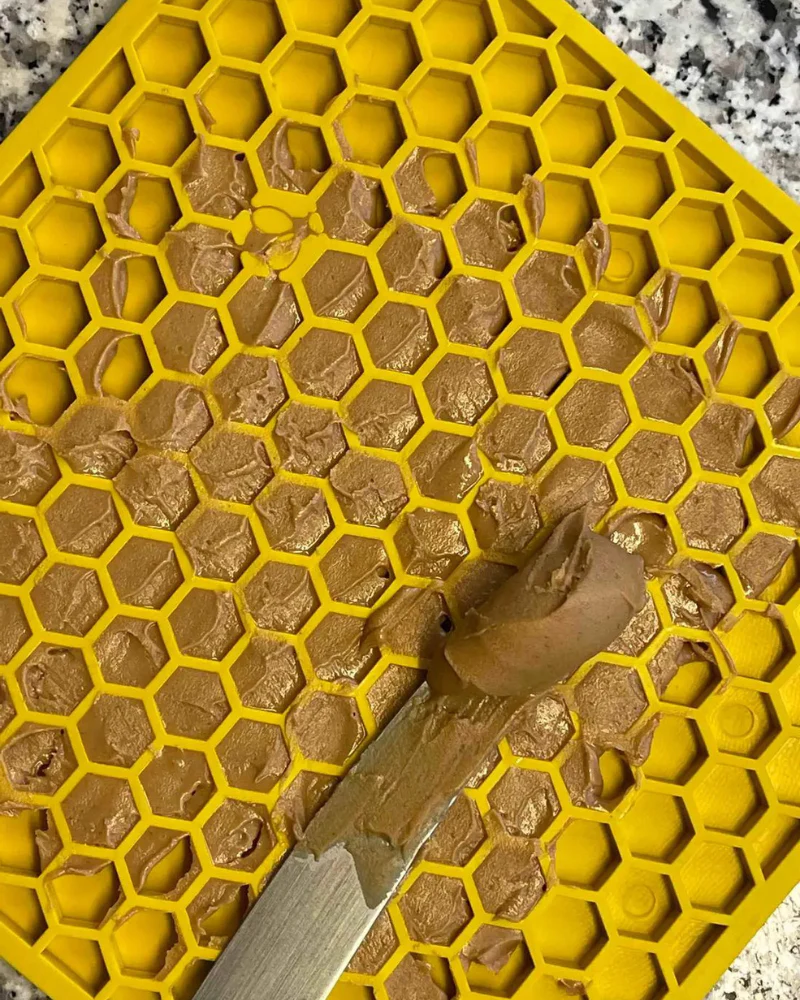 Honeycomb Dog Lick Mat (Made in the USA) - Image 6