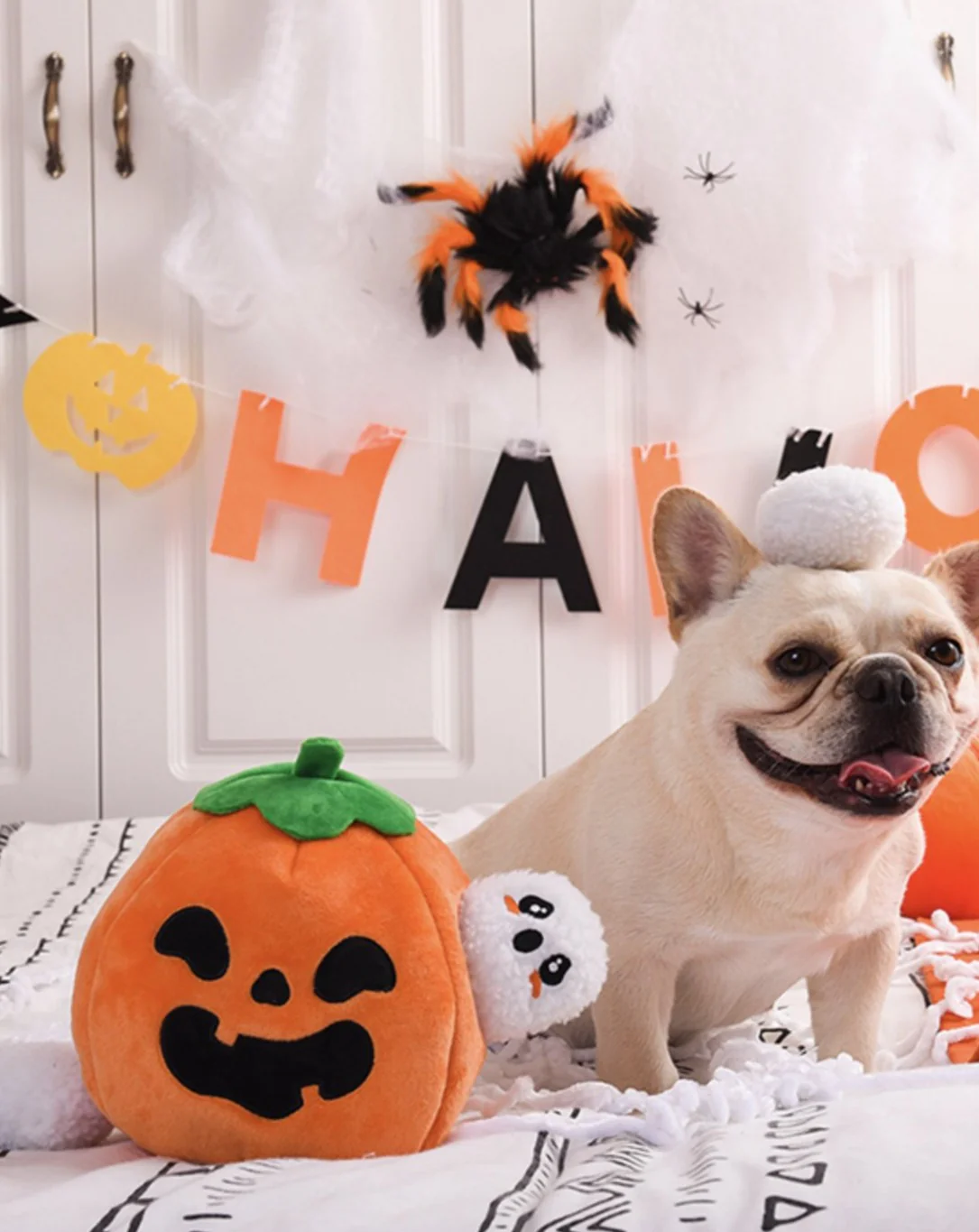 Howl-O-Ween Interactive Pumpkin and Ghost Dog Toy - Image 4