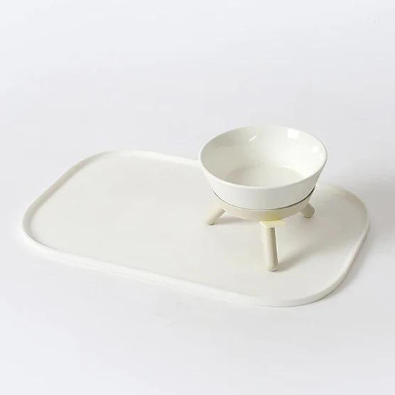 Oreo Silicone Feeding Mat in White - Image 5