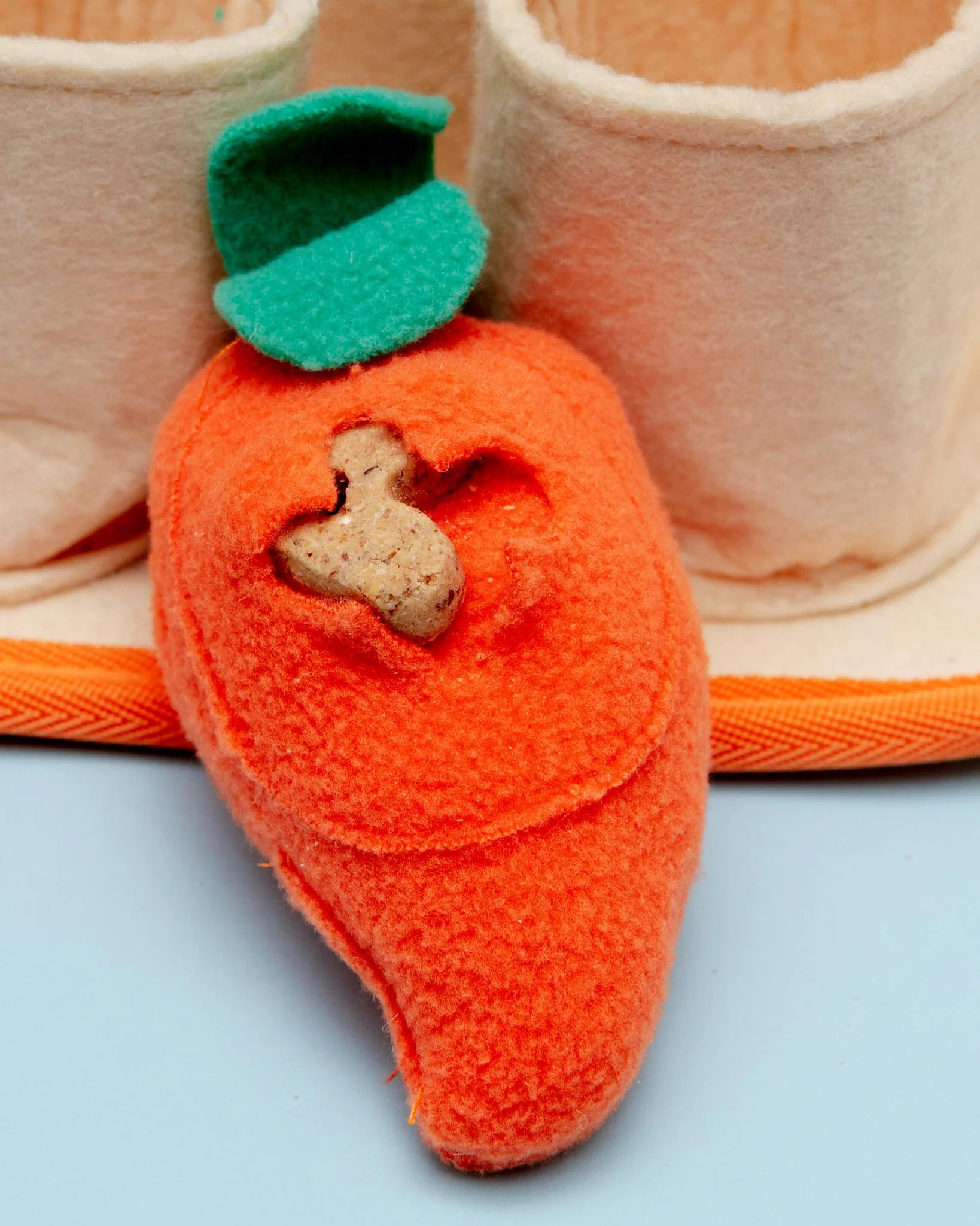 Carrot Patch Snuffle Feeding Toy for Dogs & Cats - Image 3