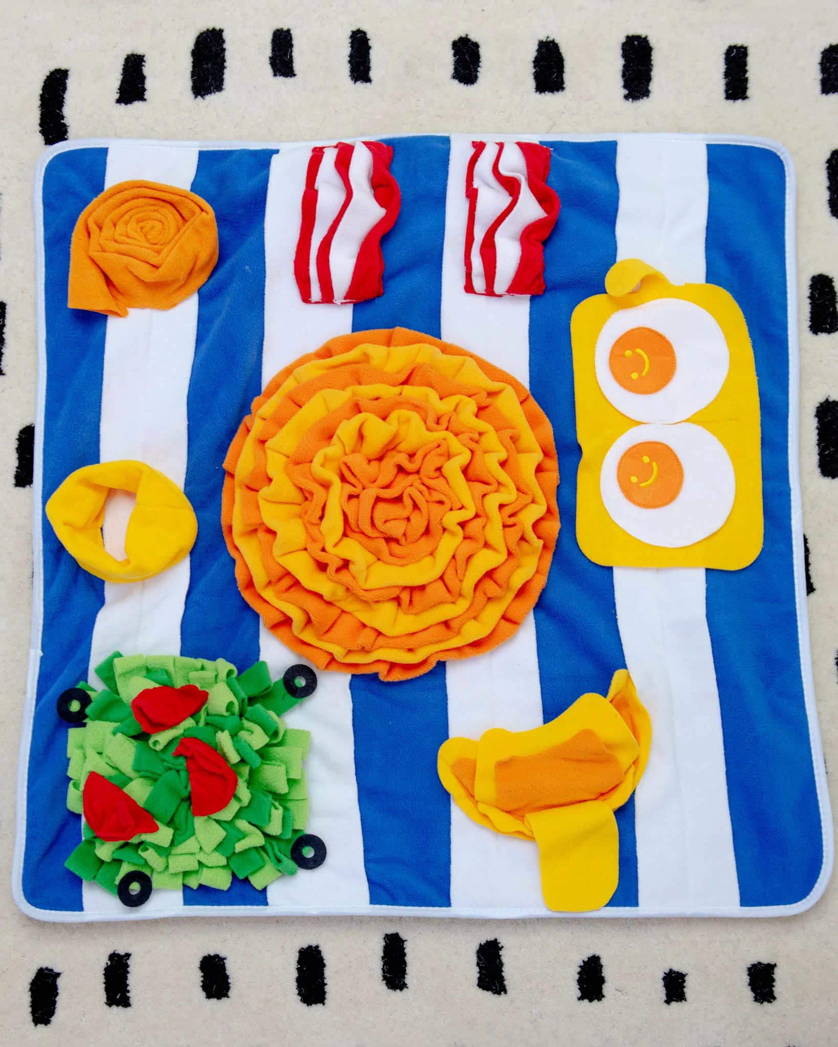 Breakfast Snuffle Mat for Dogs & Cats - Image 3