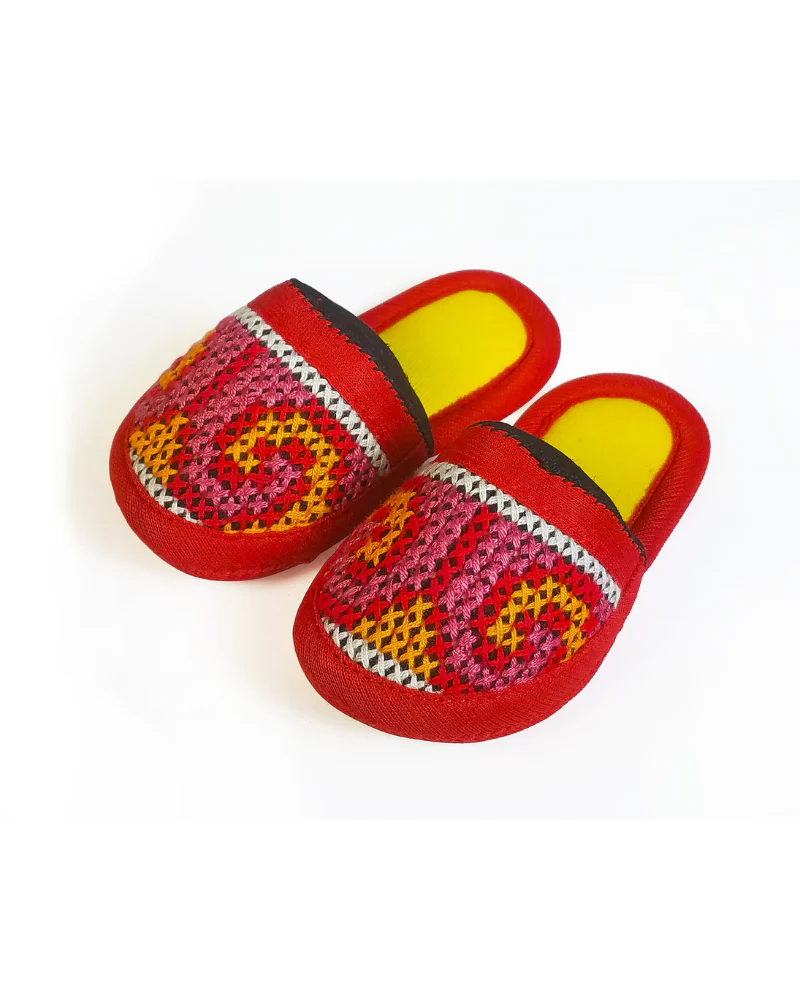 Lil' Slippers Catnip Toy - Image 4