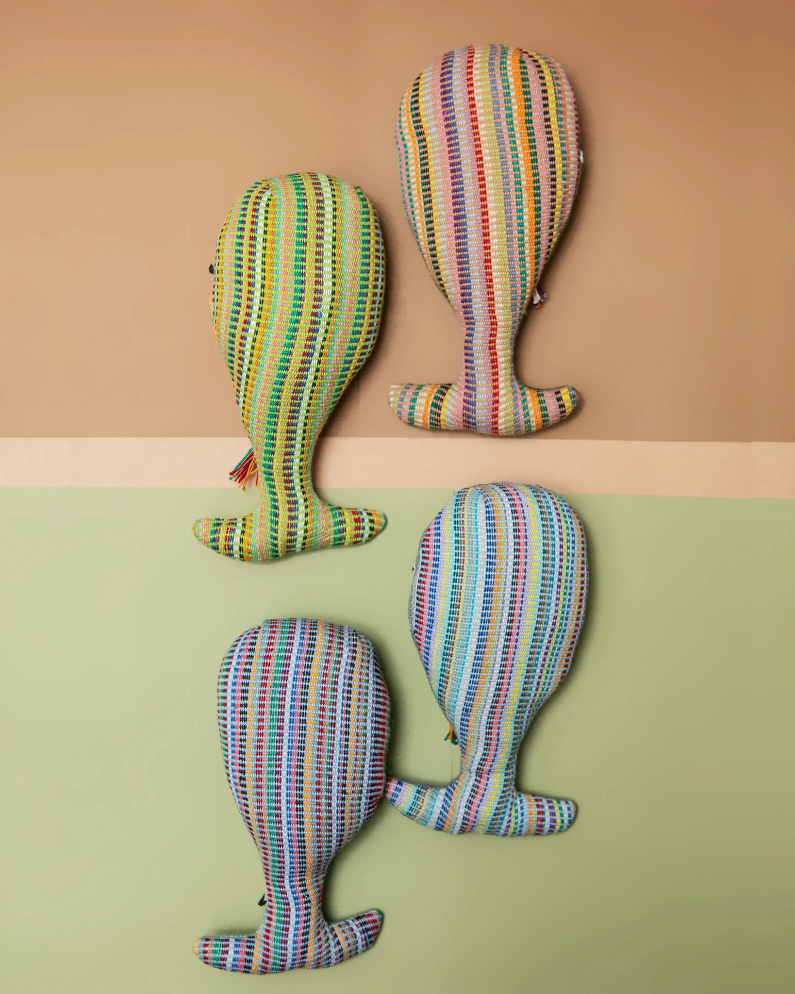 Loomed Whale Dog Toy - Image 2