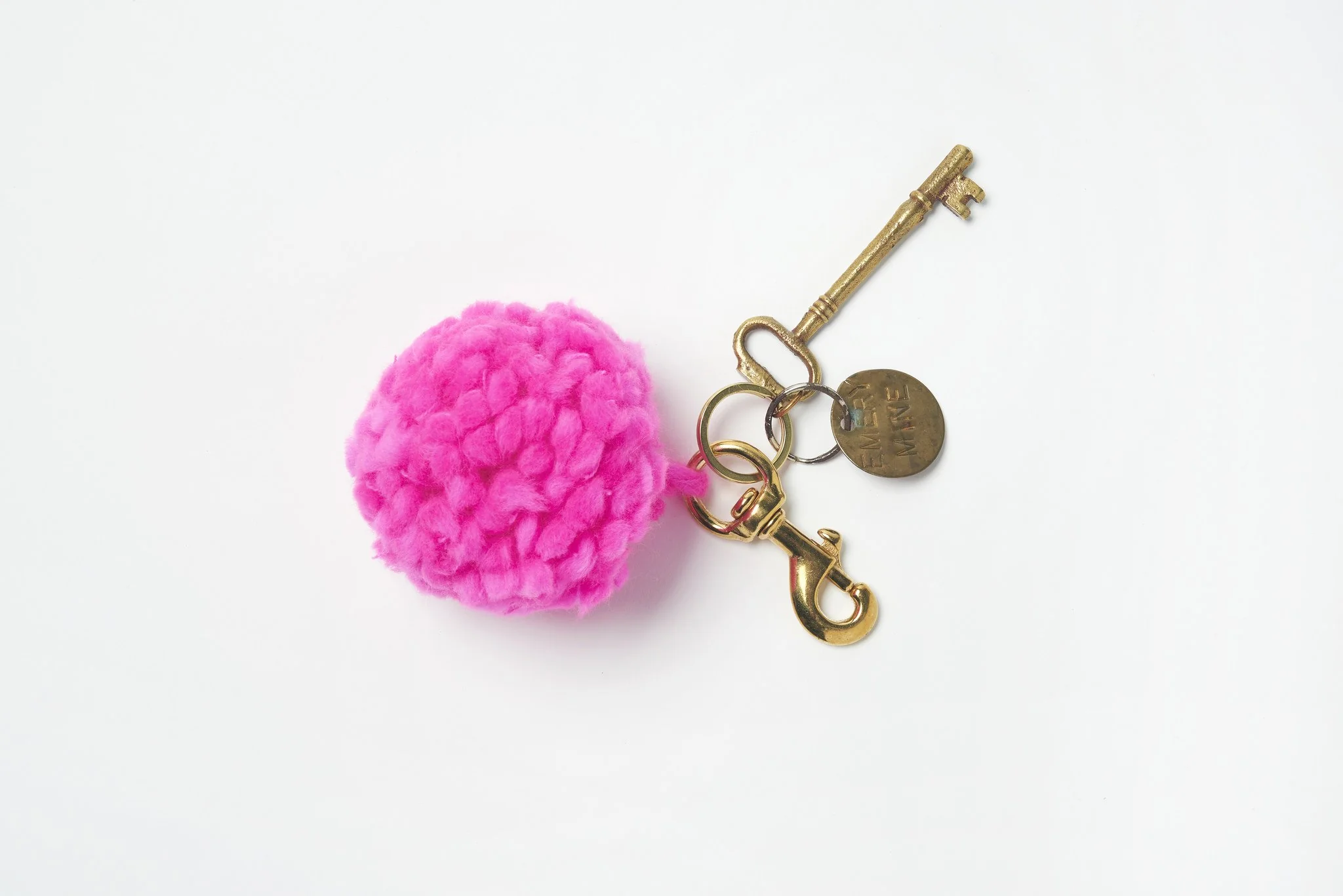 LOOPY MANGO | DIY PomPom for Leash Kit in Hot Pink - Image 2