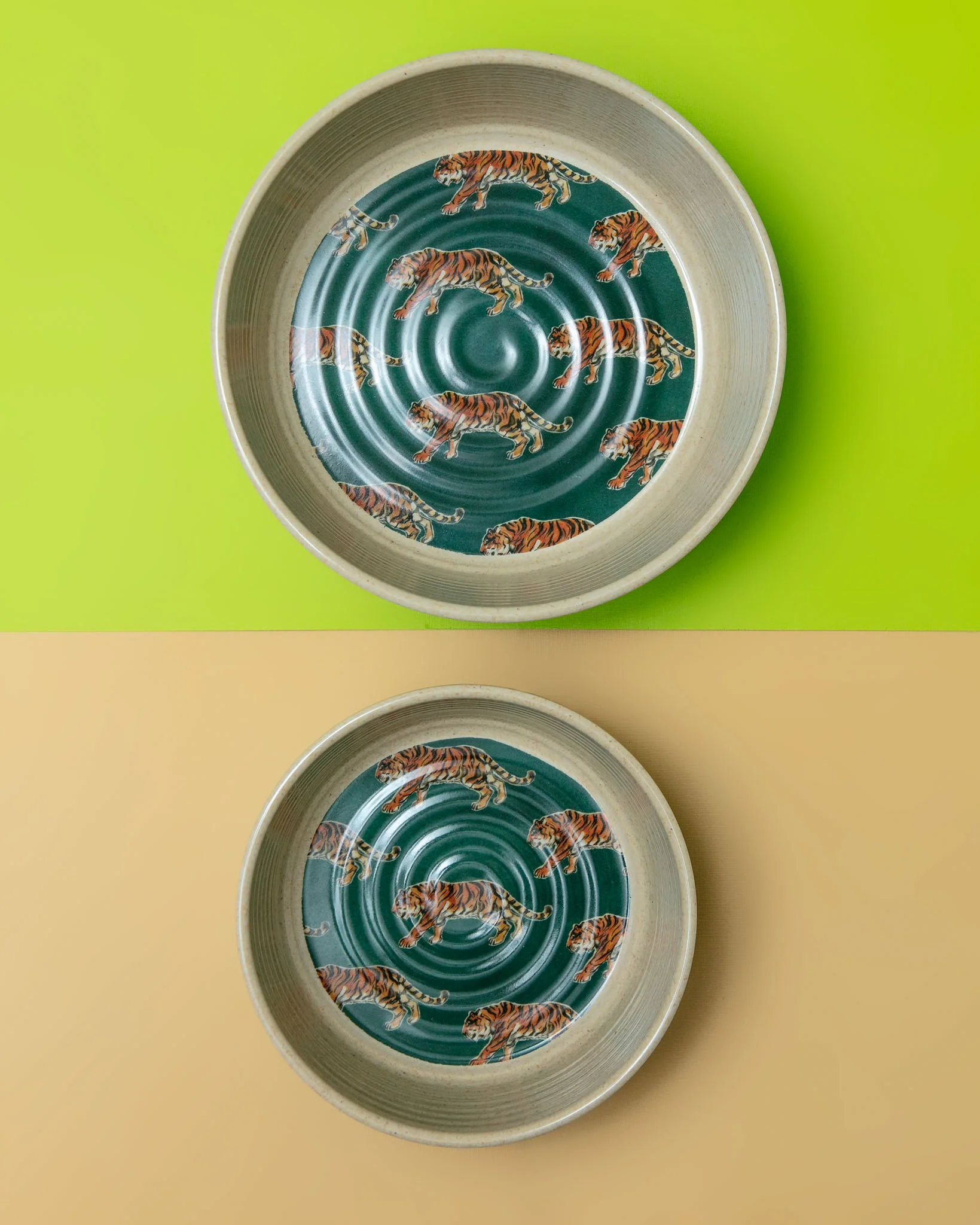 Melamine Dog Bowl in Jade Safari - Image 2