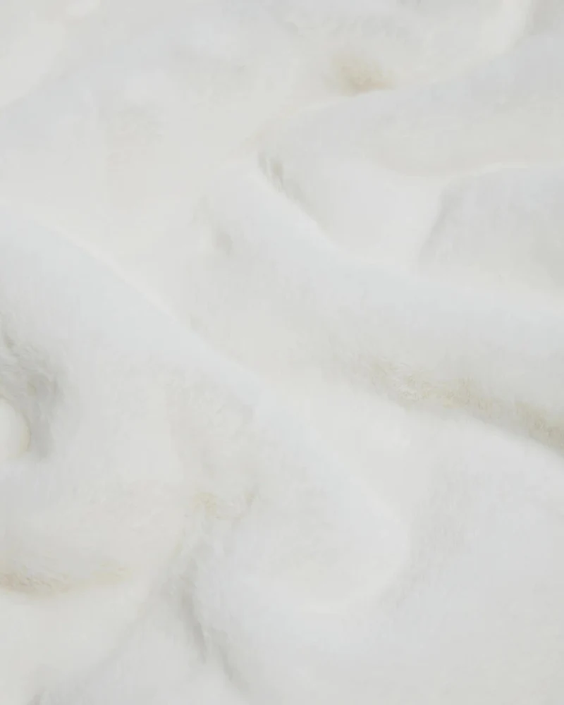 Faux Fur Brady Dog Blanket - Image 8