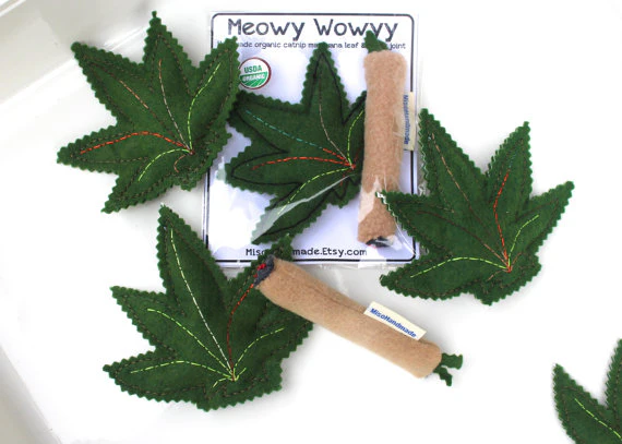MISO HANDMADE | Meowy Wowy Cat Toy - Image 3