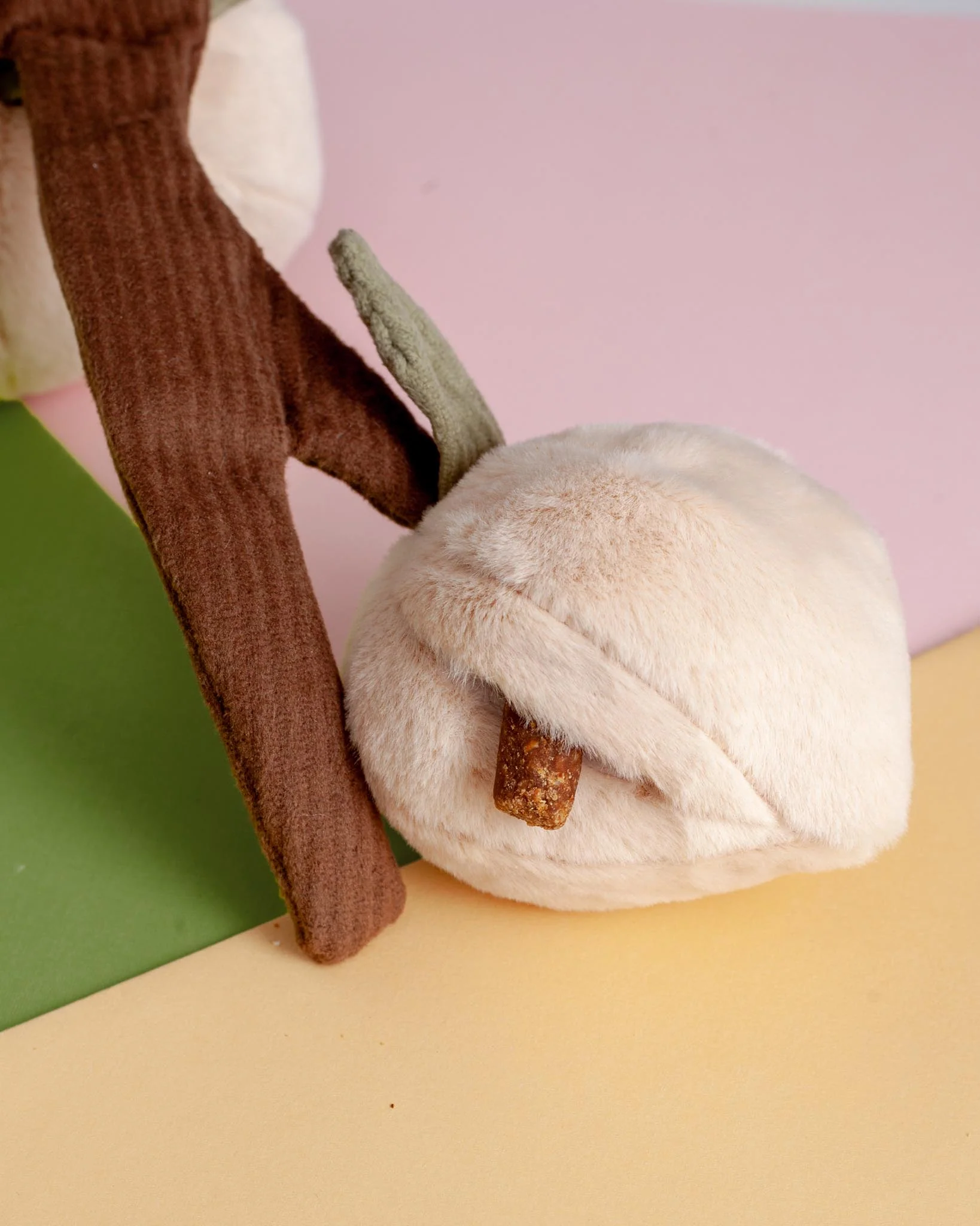 Momo Peaches Snuffle Interactive Dog Toy - Image 3