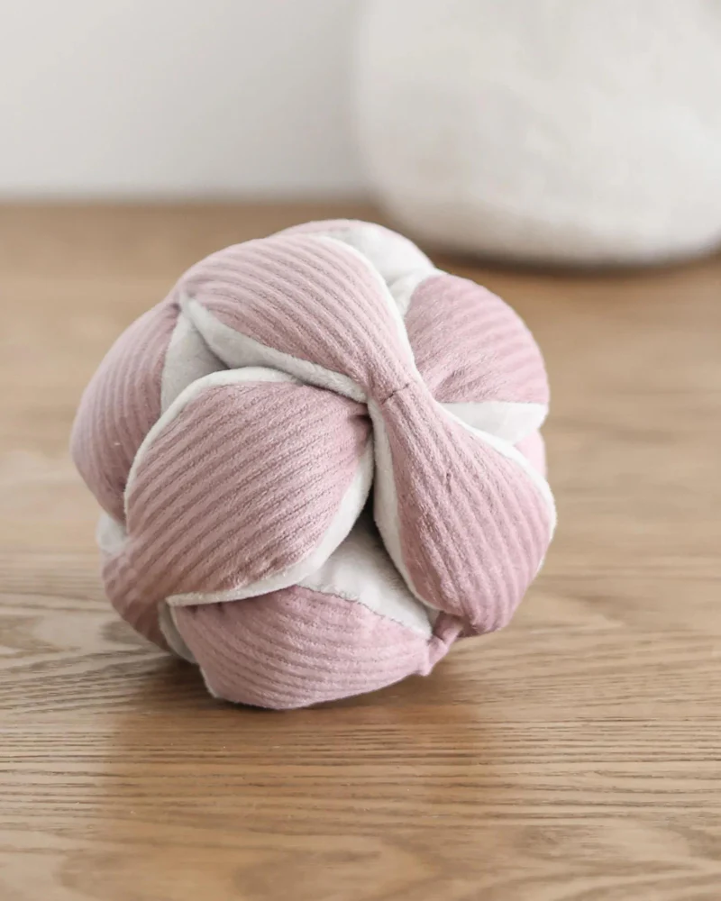 Monti Snuffle Ball Dog Toy - Image 15