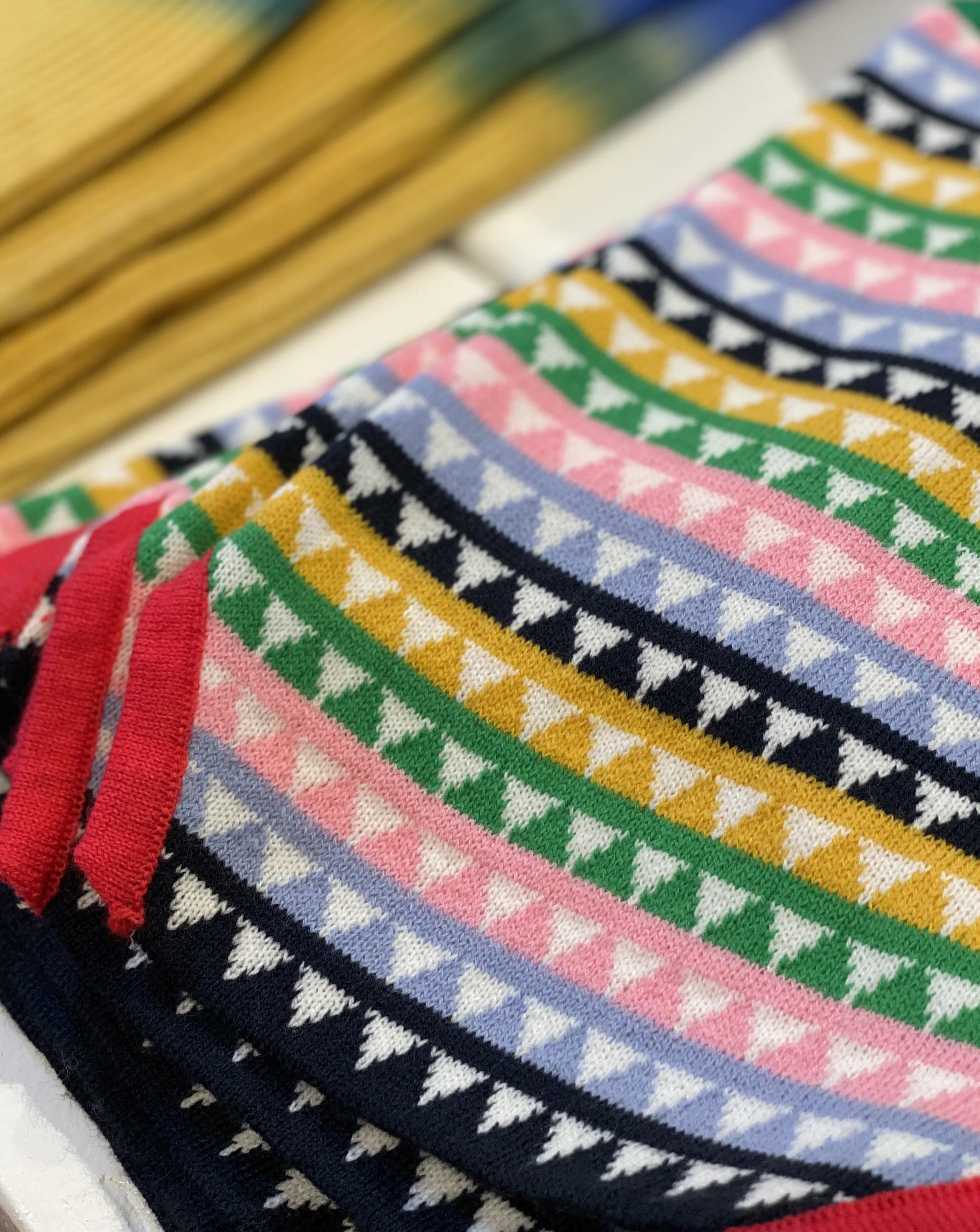 Mosaic Knit Dog Sweater << CLEARANCE >> - Image 4